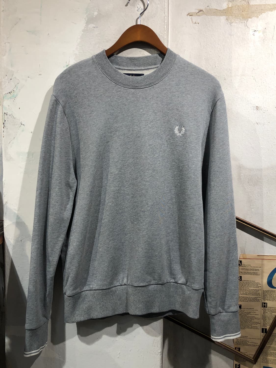 [2540]Fred Perry gray sweatshirt 상품이미지1