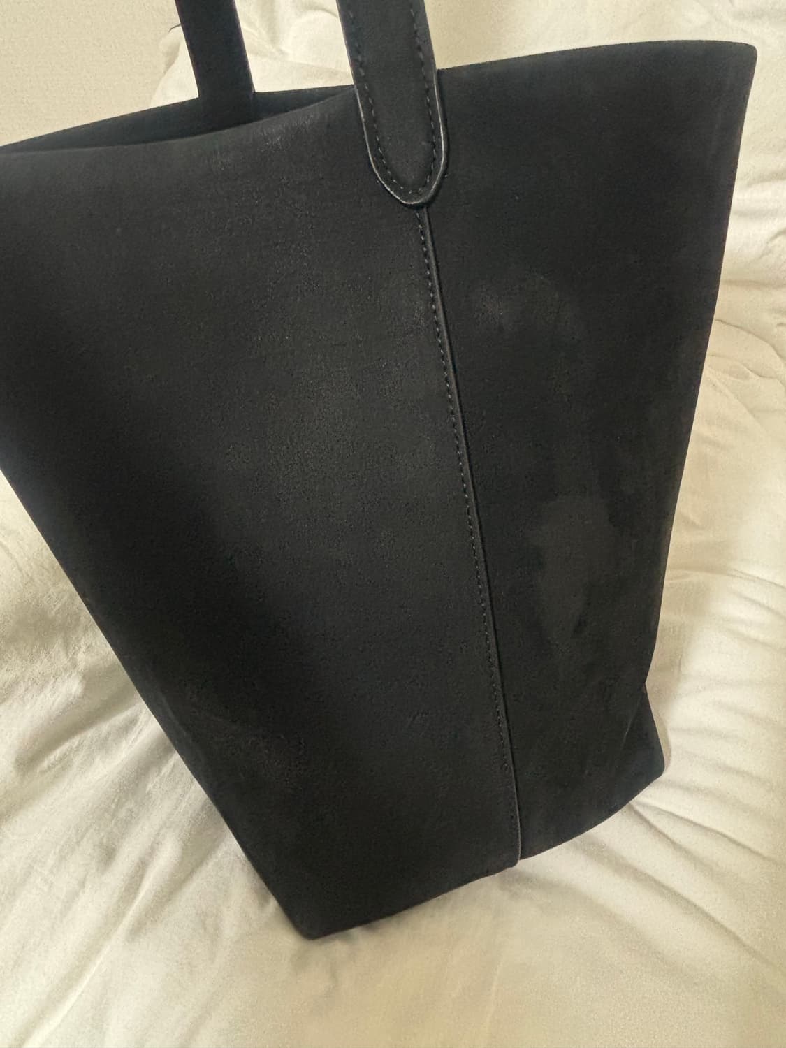 The row 더로우 파크백 미듐 누벅 스웨이드 블랙 상품이미지6