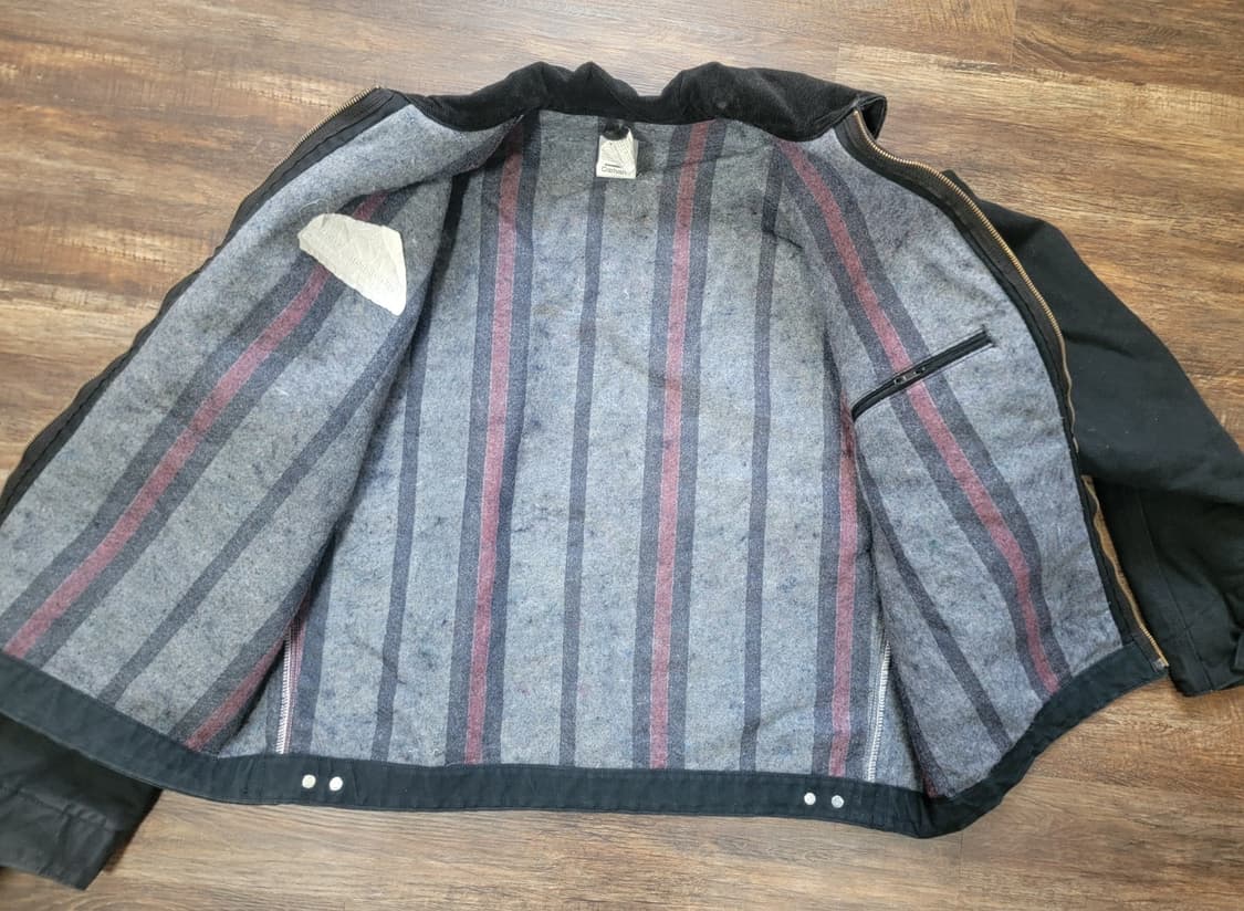 칼하트 J01 디트로이트 커스텀 자켓 블랙 상품이미지3