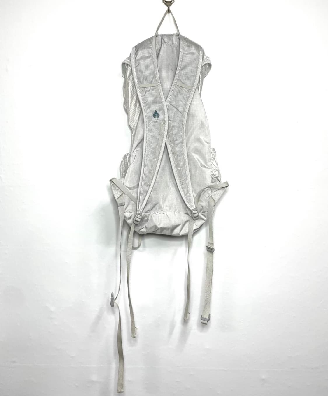 몽벨 버사라이트 20L 라이트그레이 상품이미지2