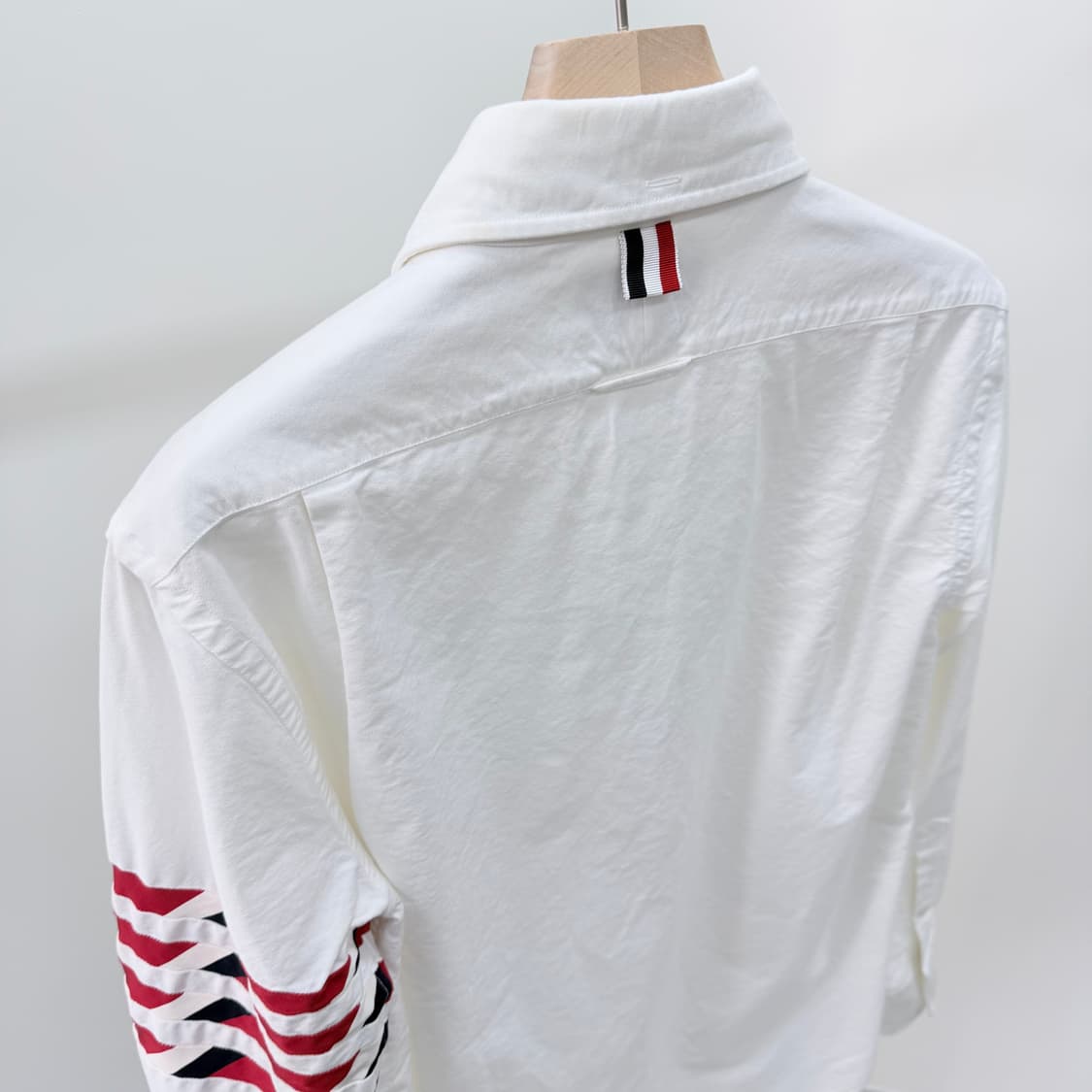 [S+급/3] 톰브라운 사선완장 옥스포드 셔츠 상품이미지6