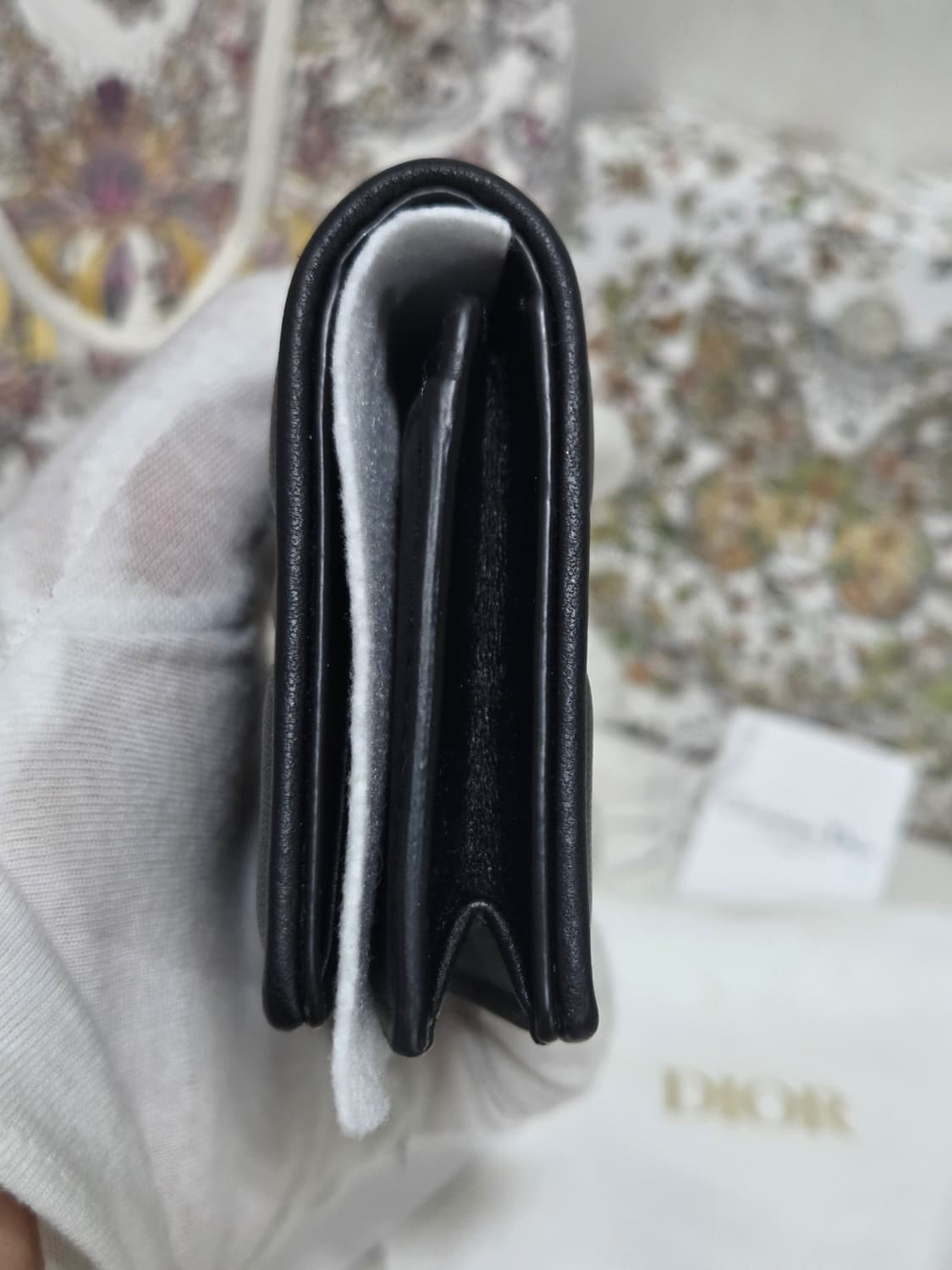 [새상품급] 디올 까나쥬 플랩 지갑 상품이미지5