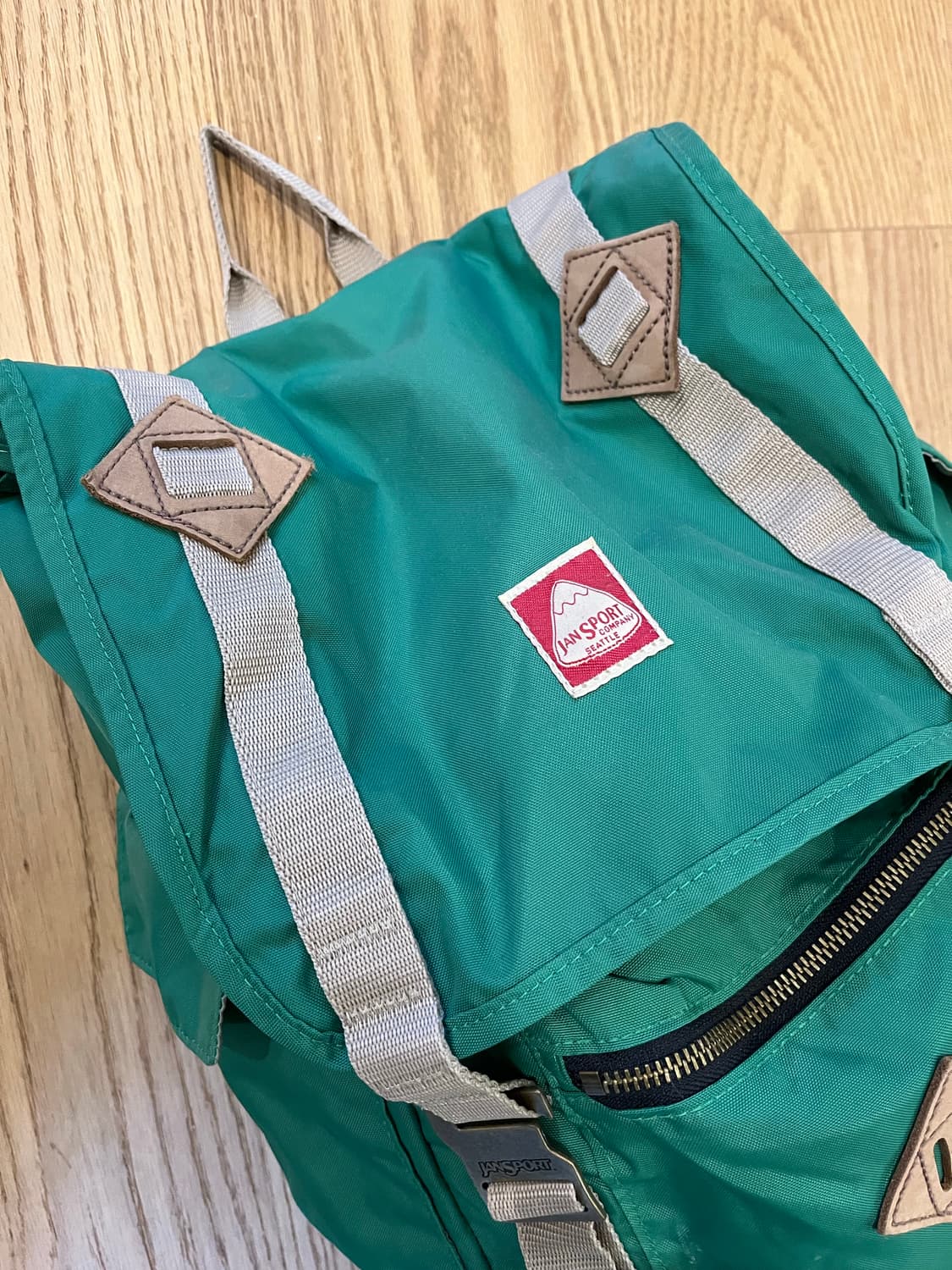 빈티지 잔스포츠 시애틀 백팩 상품이미지2