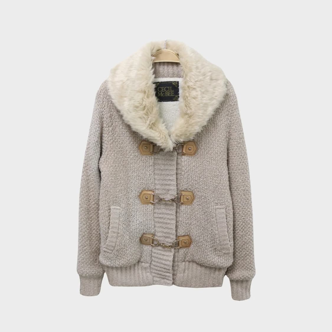 세실맥비 퍼 카라 니팅 자켓 61779 상품이미지1