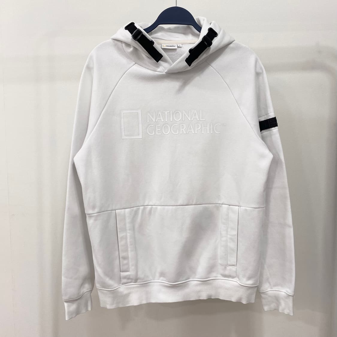 내셔널지오그래픽 와펜 후드 티셔츠 상품이미지1