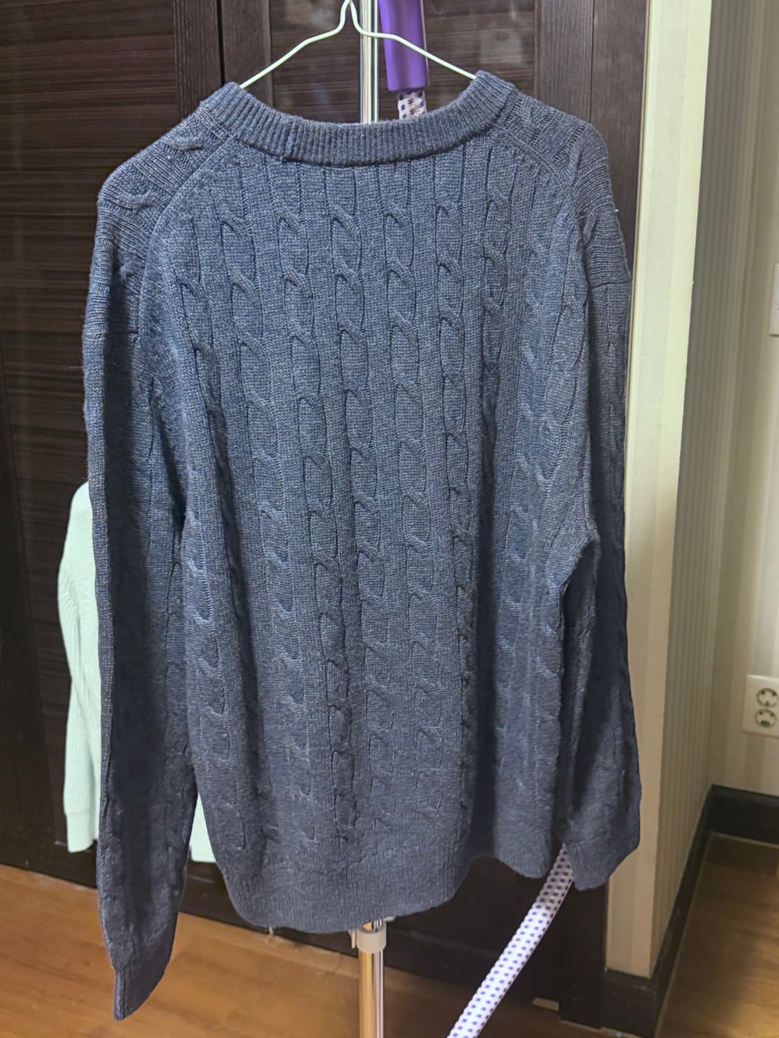 [남성XL]스파오 네이비 꽈배기 니트 상품이미지2