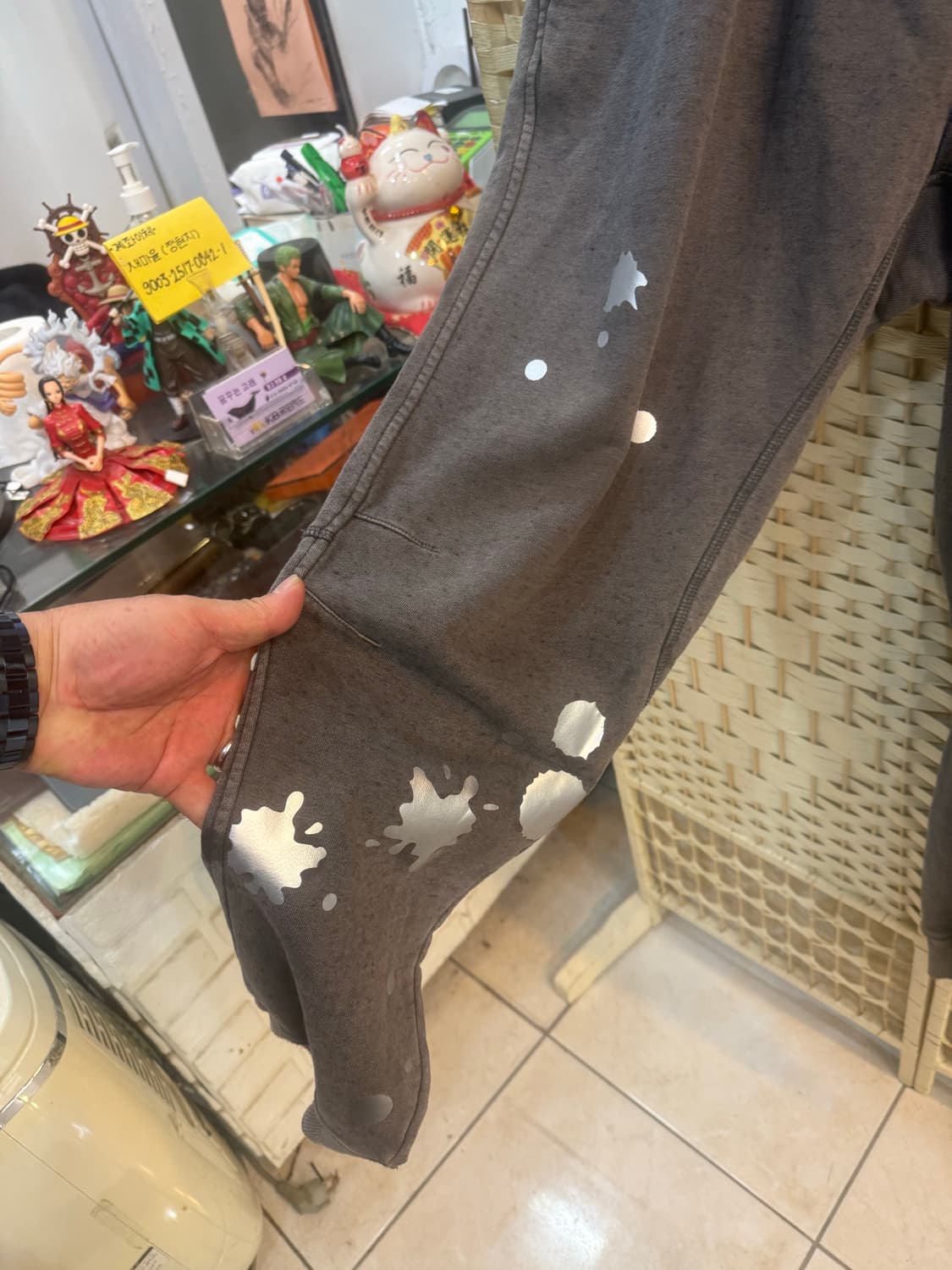 34 정품 cp컴퍼니 프린팅 렌즈조거팬츠 팝니다 상품이미지3