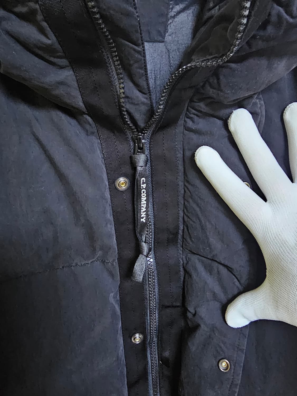 CP컴퍼니 50FILI 다운 패딩 상품이미지3