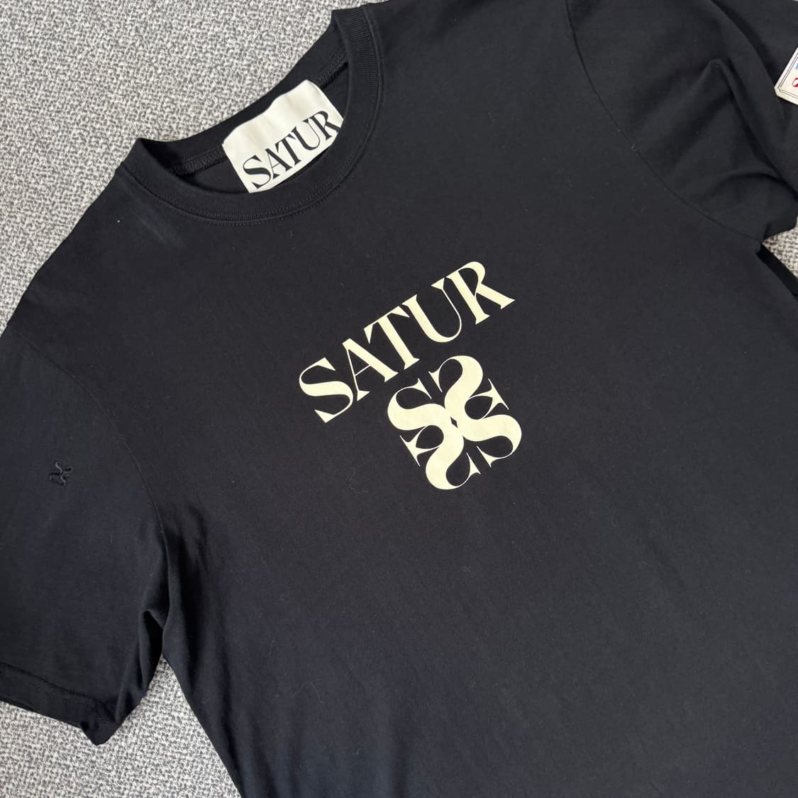 세터 클래식 로고 반팔 티셔츠  상품이미지2