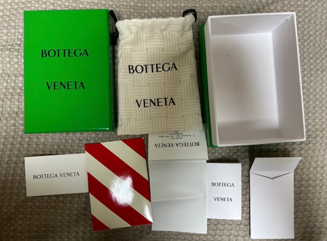 [새상품] 보테가베네타 카드 지갑 카세트 신용카드 케이스 상품이미지3