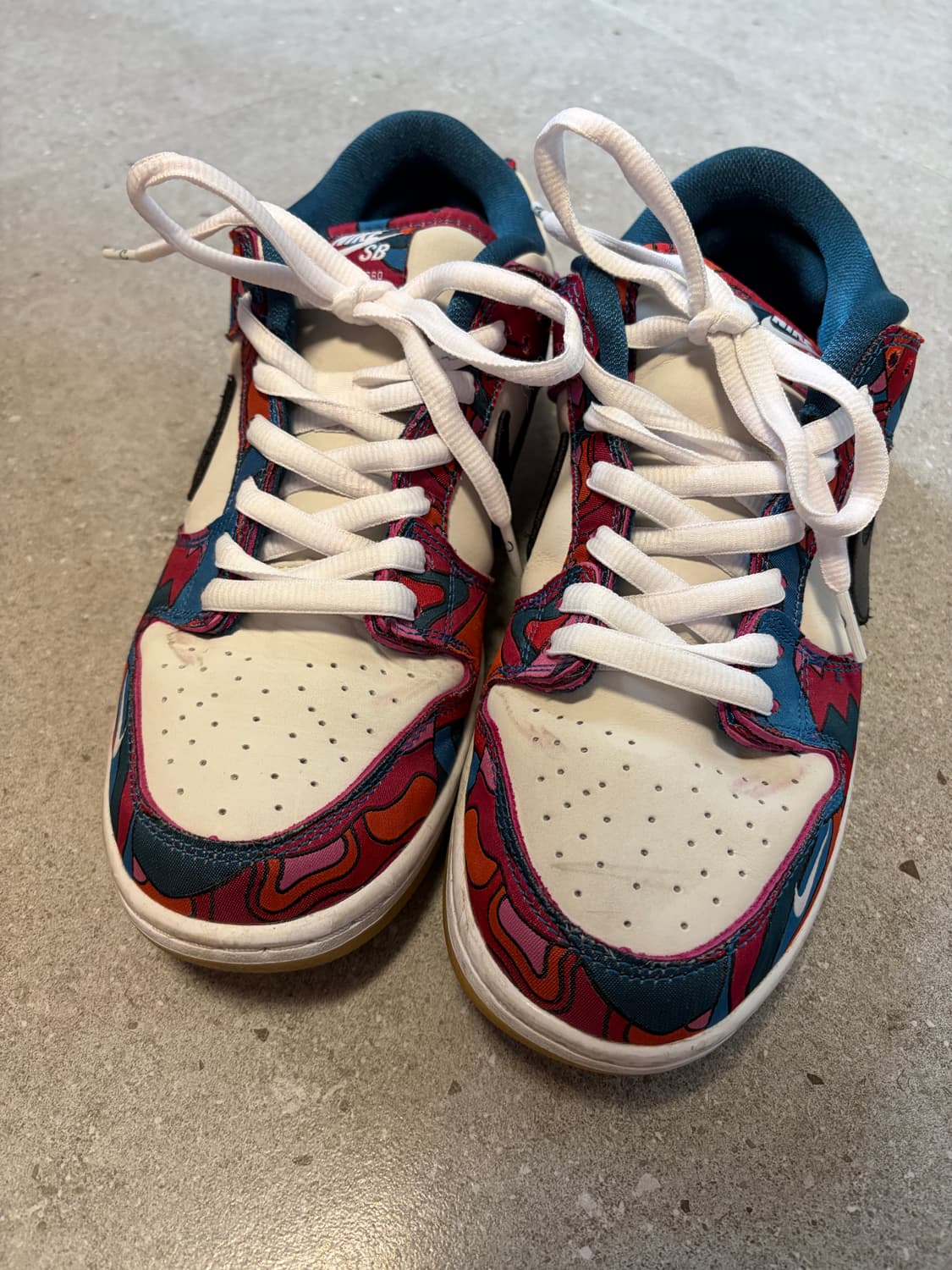 나이키 x 파라 SB덩크 로우 프로 앱스트랙스 아트 상품이미지1