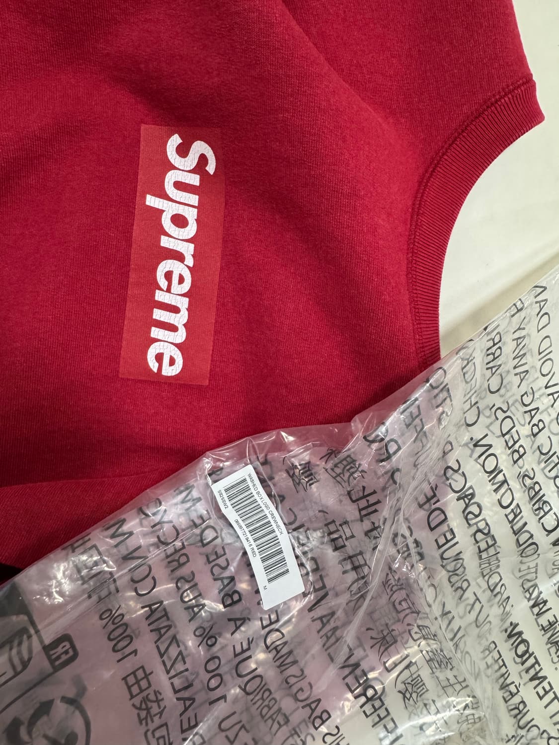 슈프림 워시드 박스로고 크루넥 레드 - 25SS M 상품이미지6
