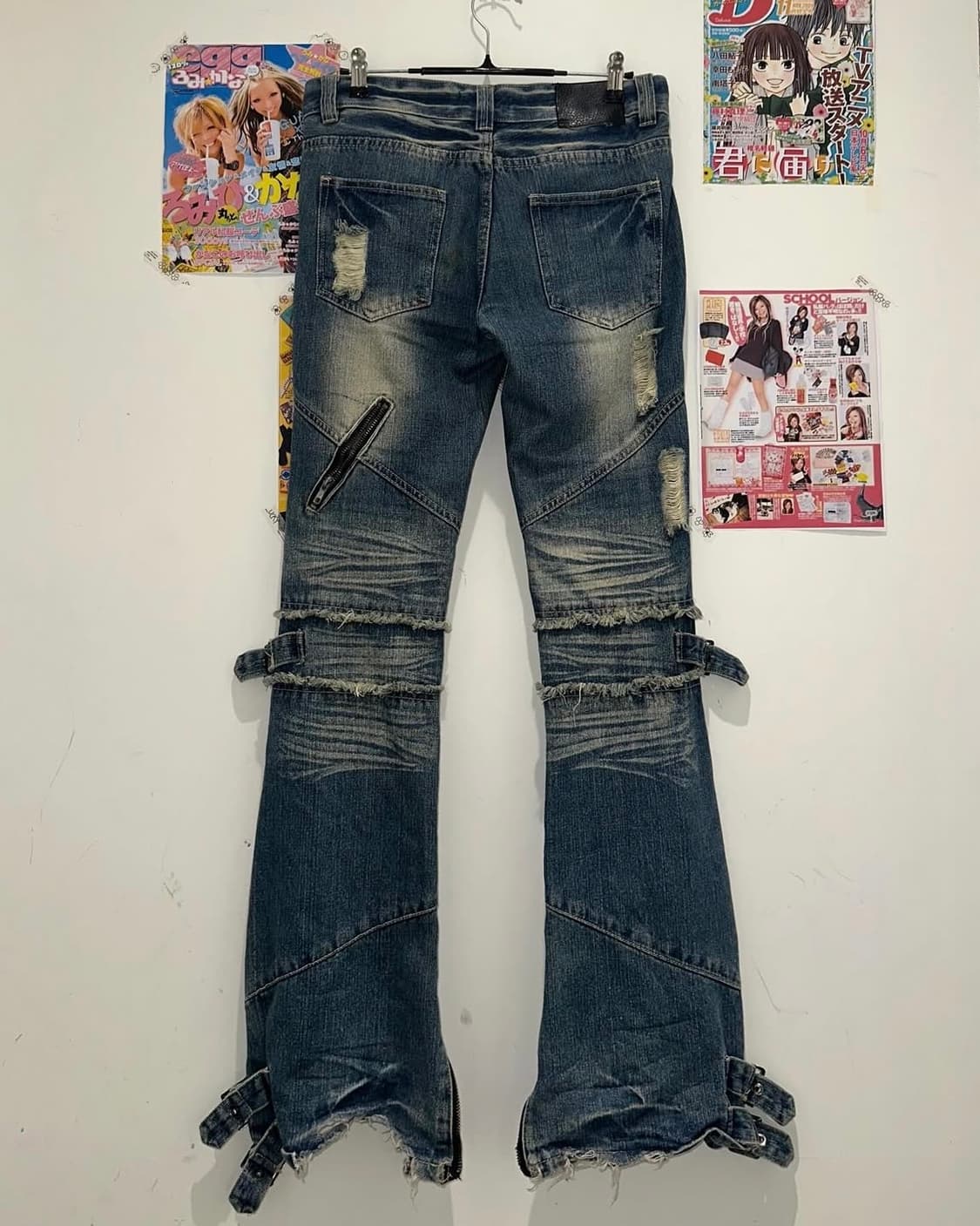 Bondage Detail Denim Bootcut Pants 상품이미지2