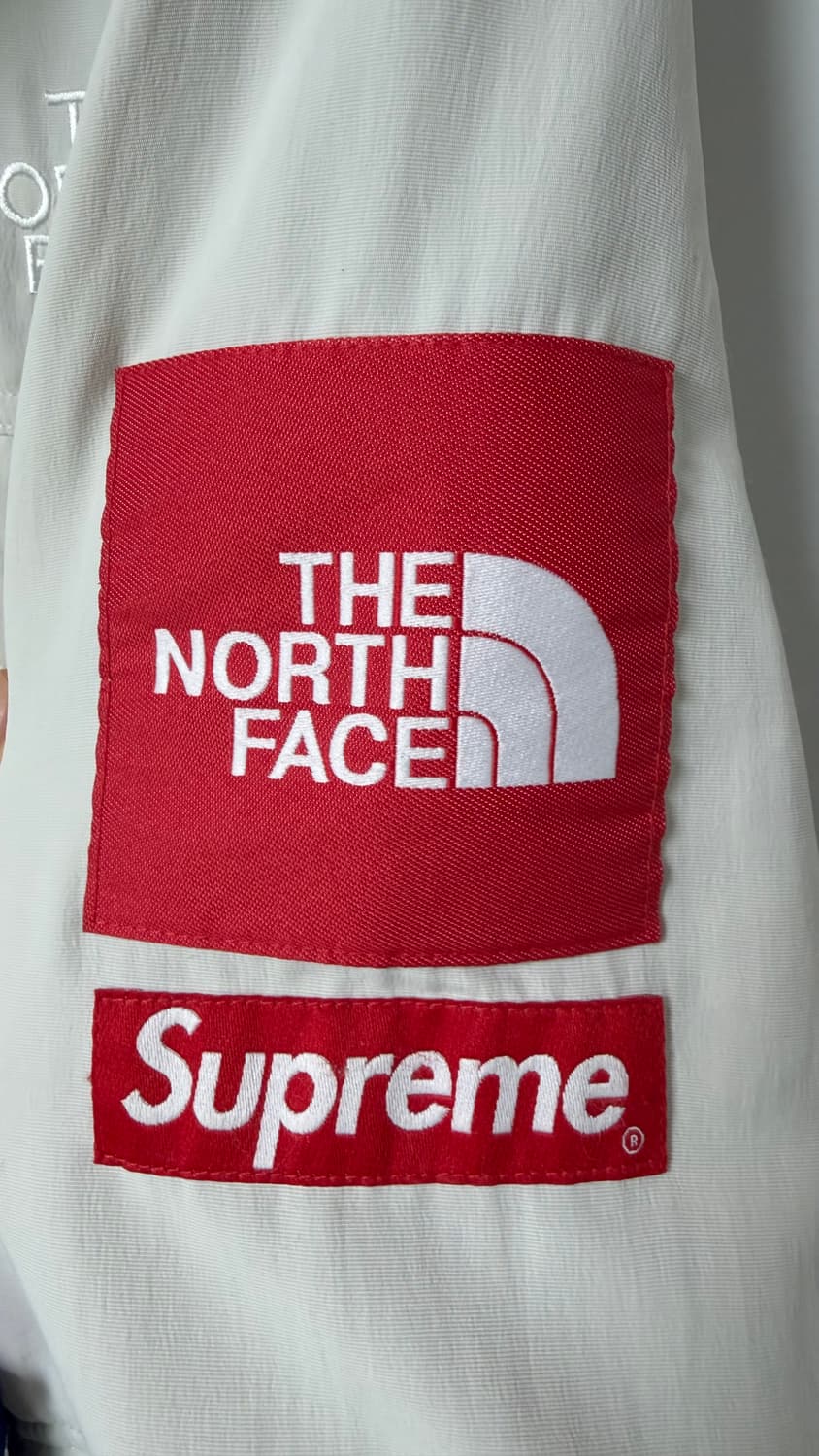 [XL]슈프림 x 노스페이스 트레킹 컨버터블 자켓 스톤 - 22SS 상품이미지5