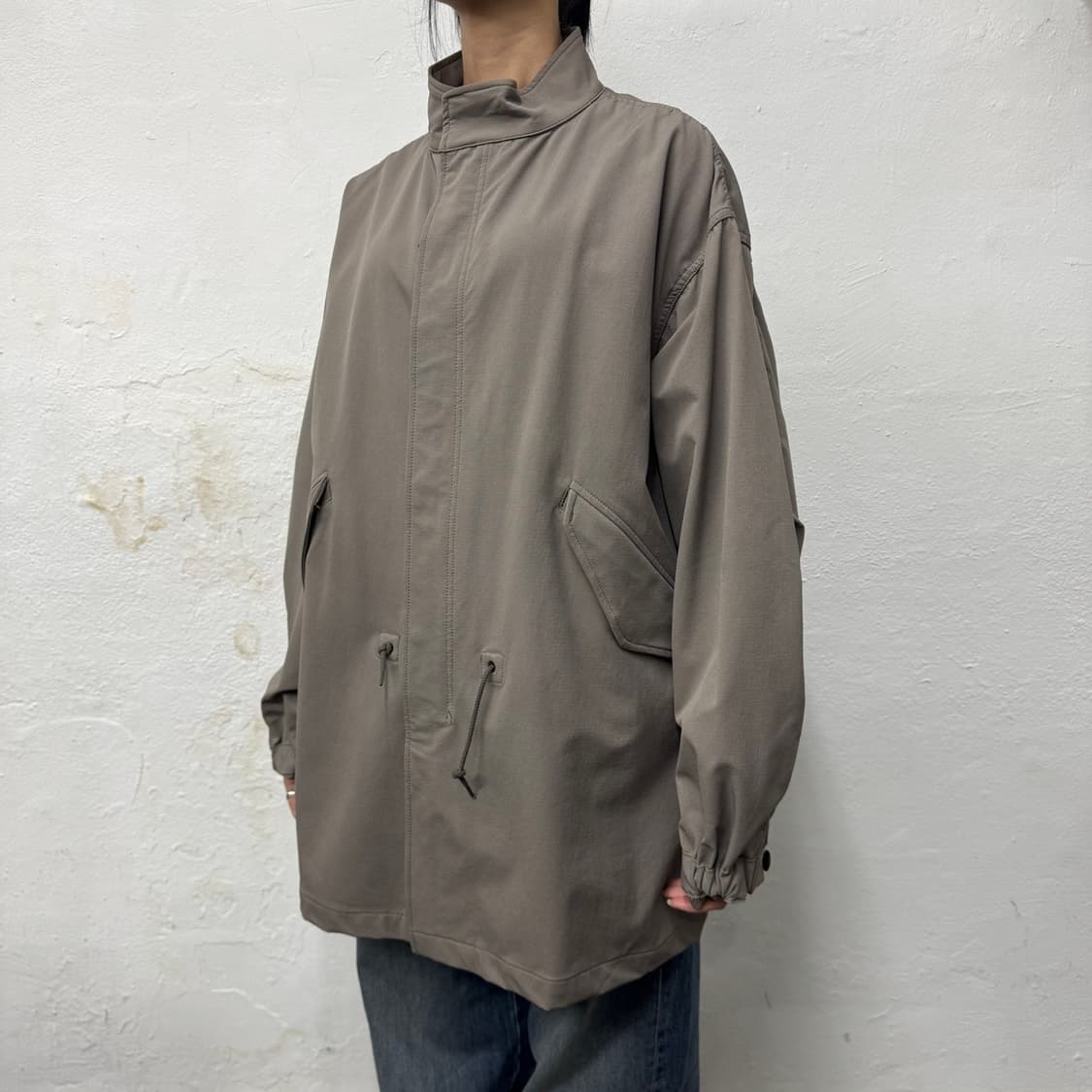 BEAUTY&YOUTH 23ss 베이지컬러 나일론 혼방 필드 자켓 상품이미지1