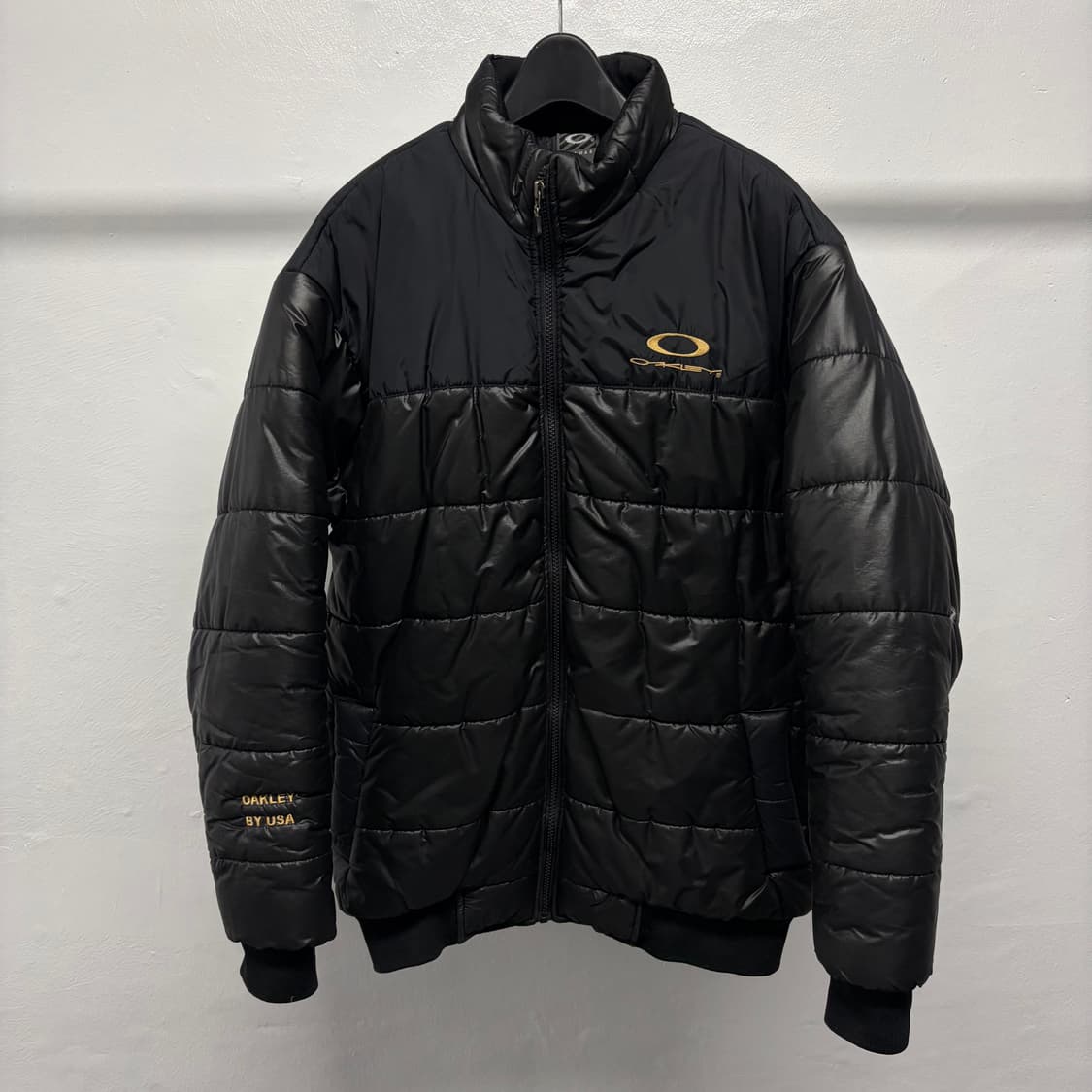 오클리 올드스쿨 패딩 상품이미지1