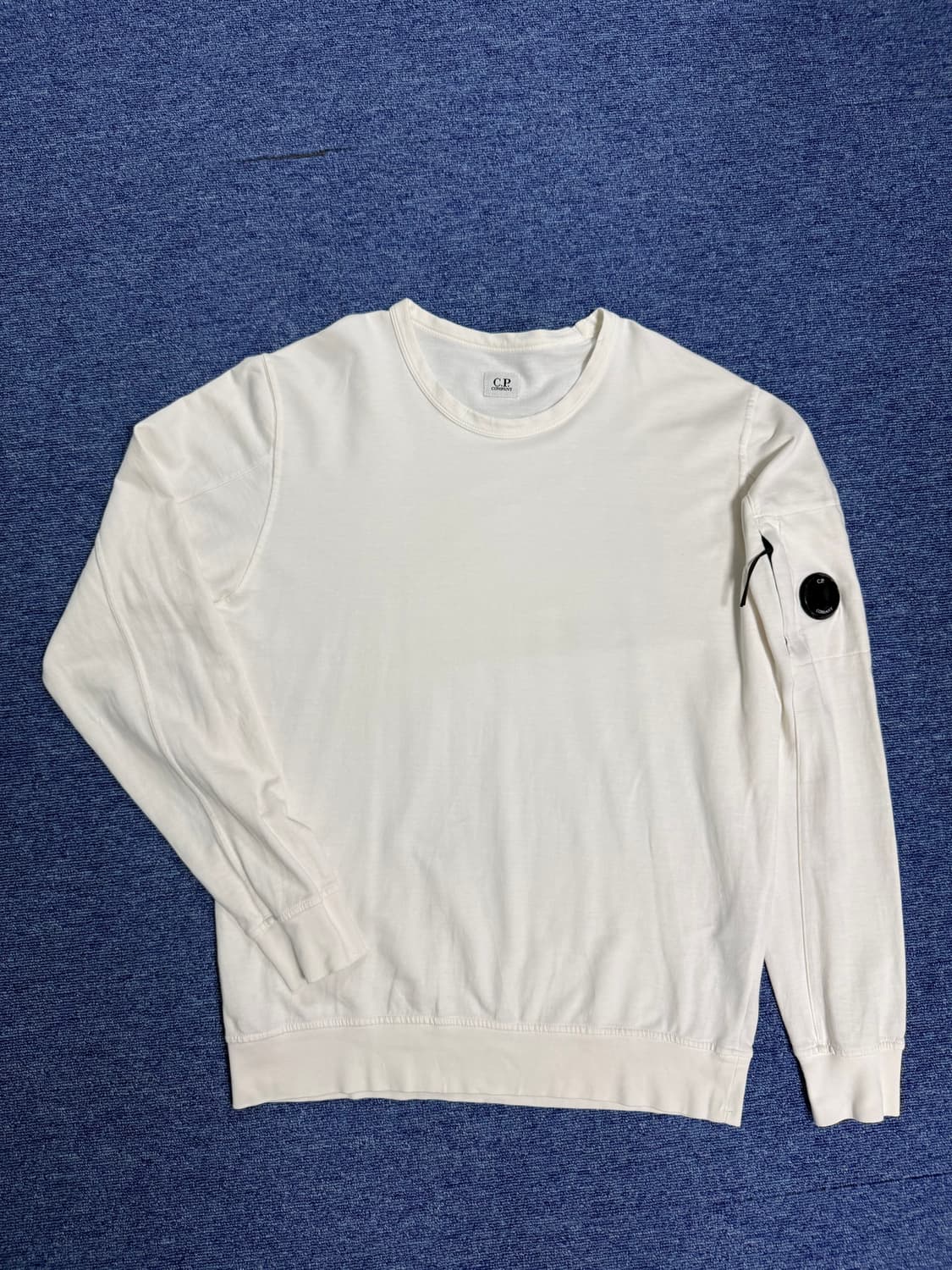 cp컴퍼니 롱슬리브 상품이미지2