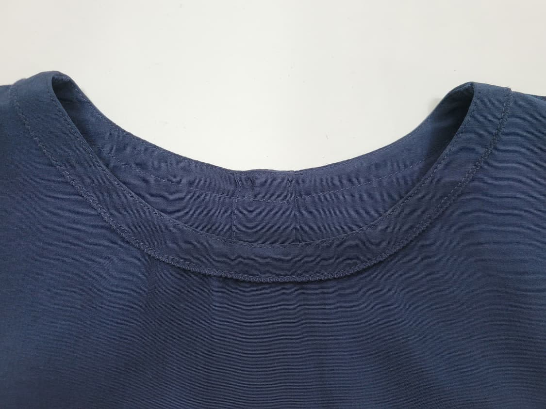 VOV 보브 루즈핏 레이온100%  블라우스 / 여 66 (85) 네이비 상품이미지4