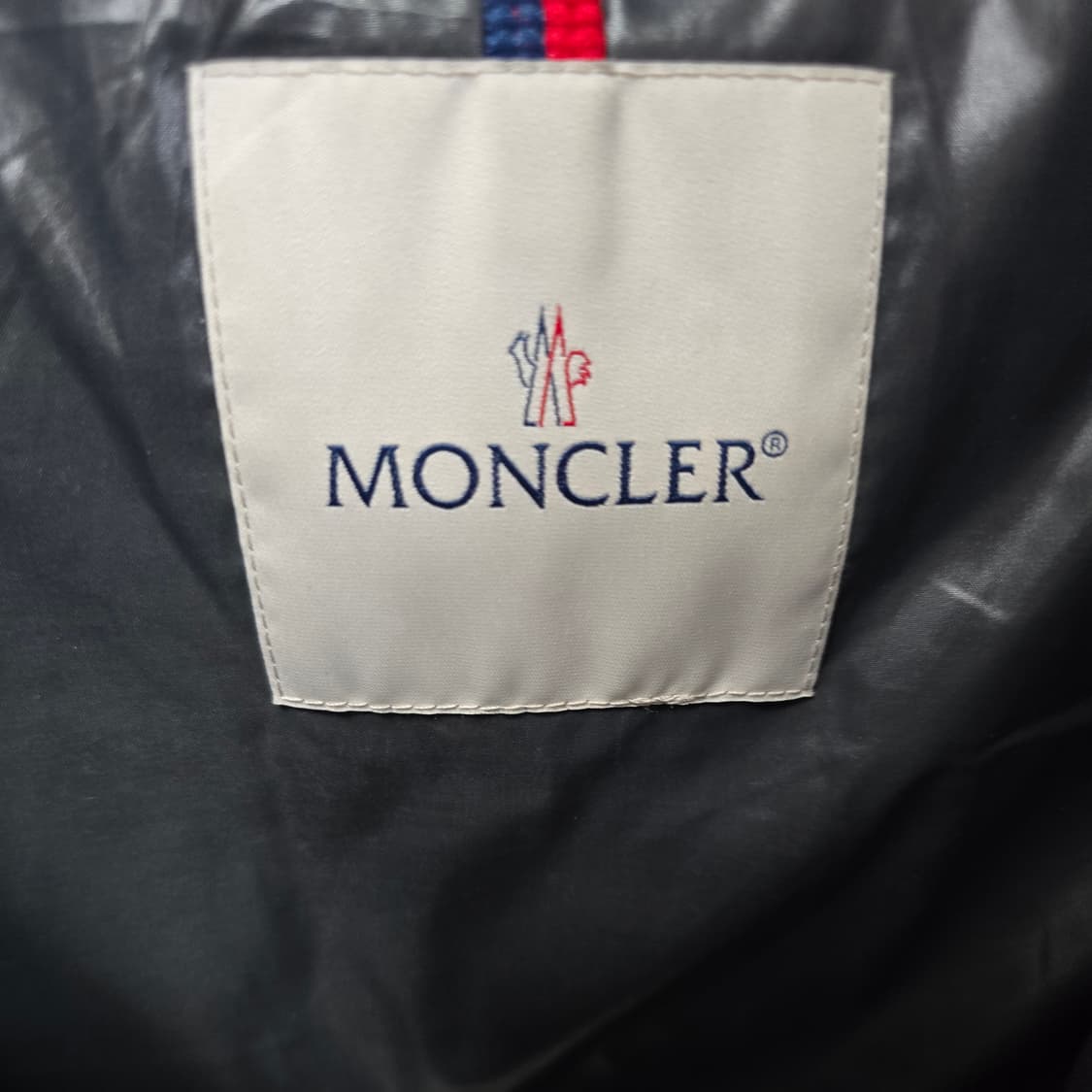 25fw 몽클레어 마야 패딩 2사이즈 95 100 판매 상품이미지2