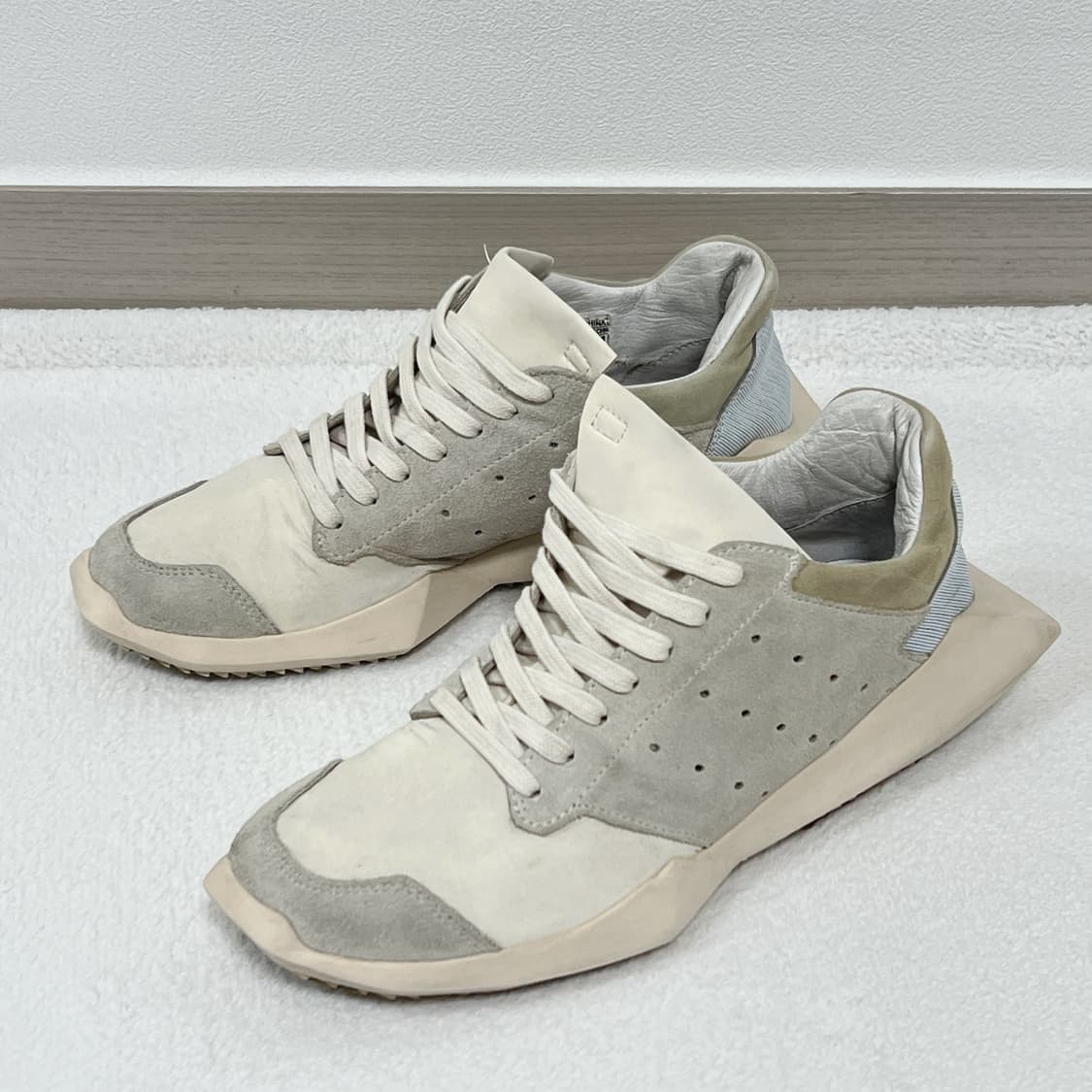 릭오웬스 아디다스 테크러너 화이트 상품이미지1