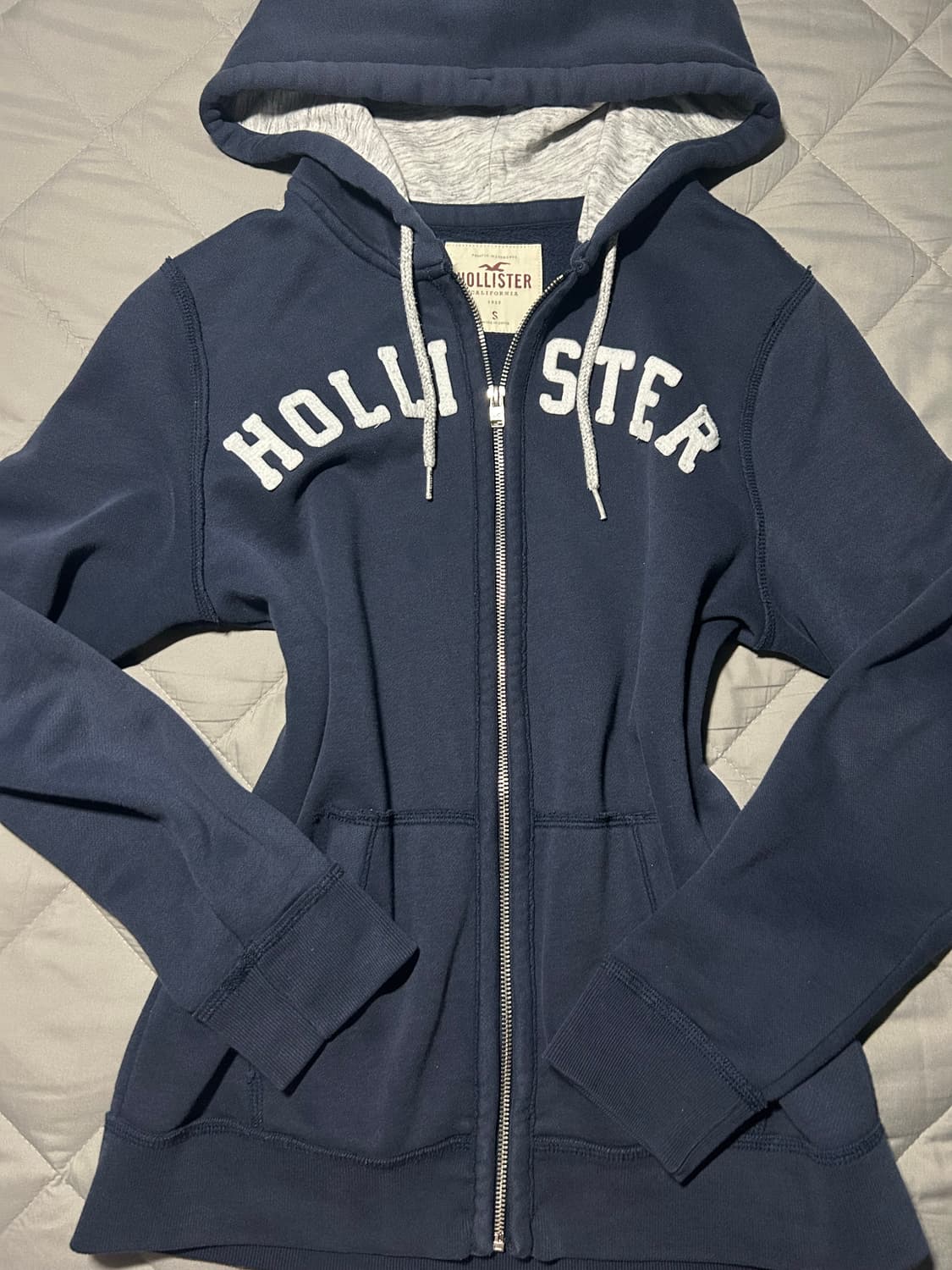 유일매물💙)홀리스터 네이비 후드집업 상품이미지1