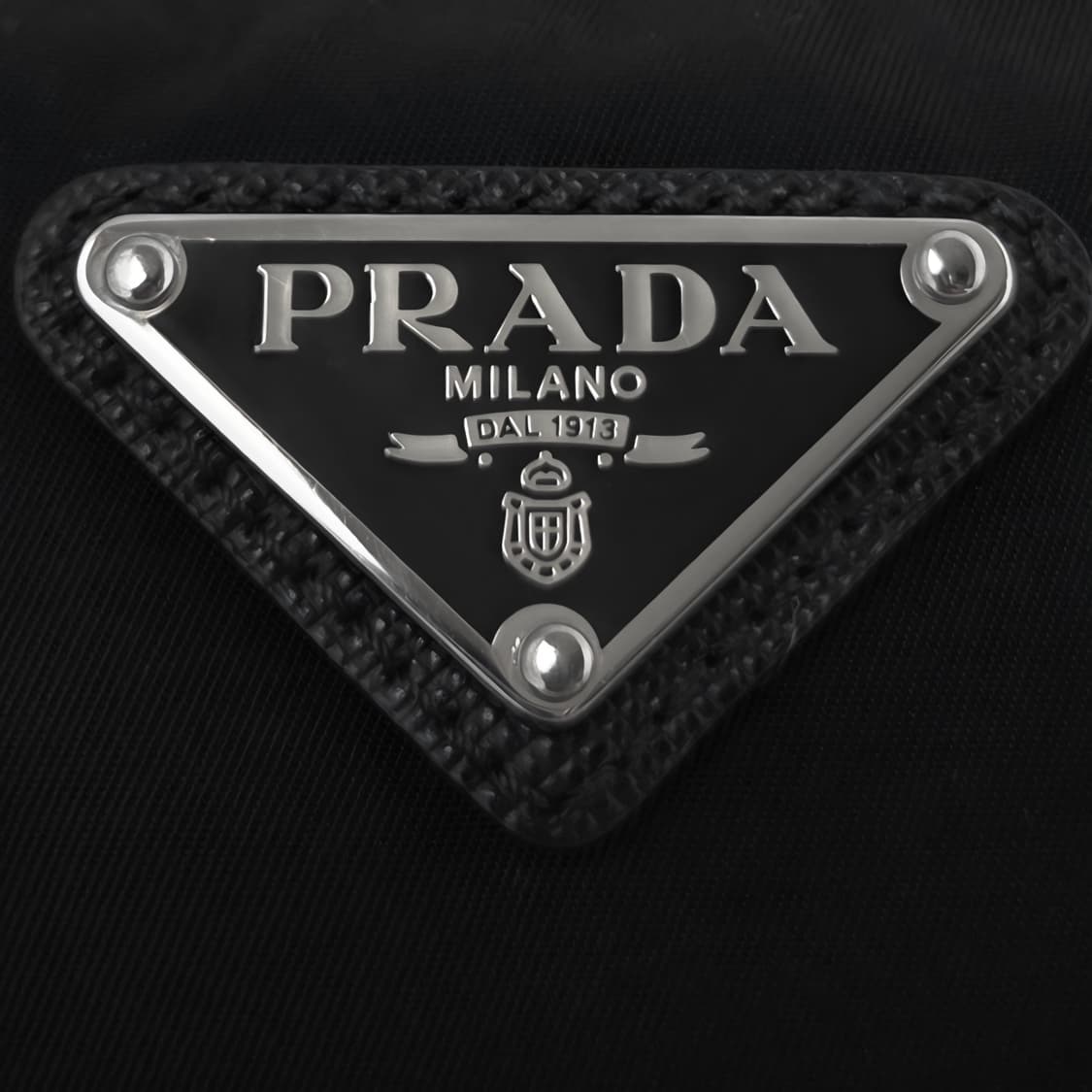 [정품 PRADA] 프라다 사피아노 투지퍼 나일론 크로스백 남녀공용 상품이미지2