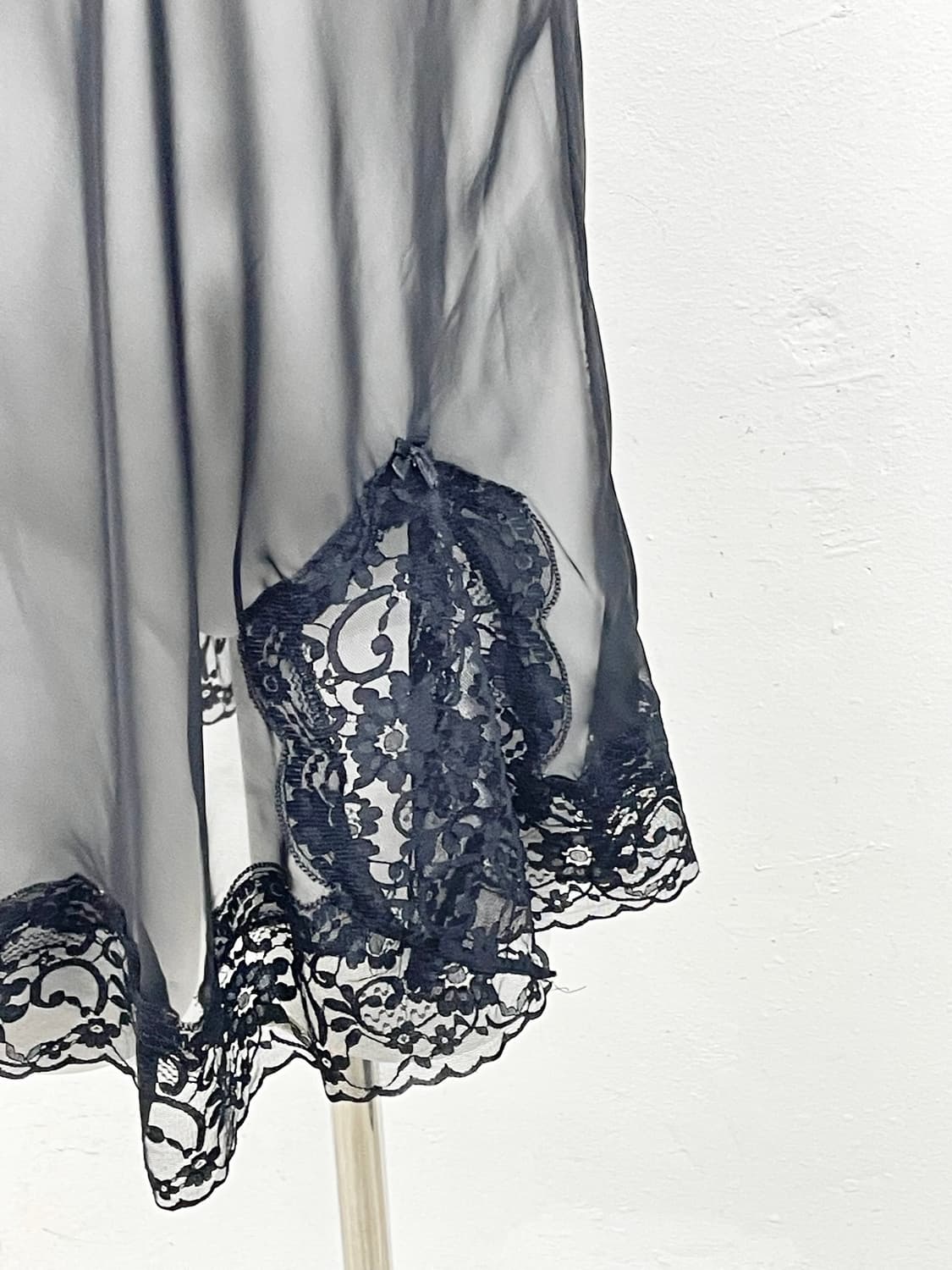 블랙 고딕 시어 레이스 슬립 상품이미지3