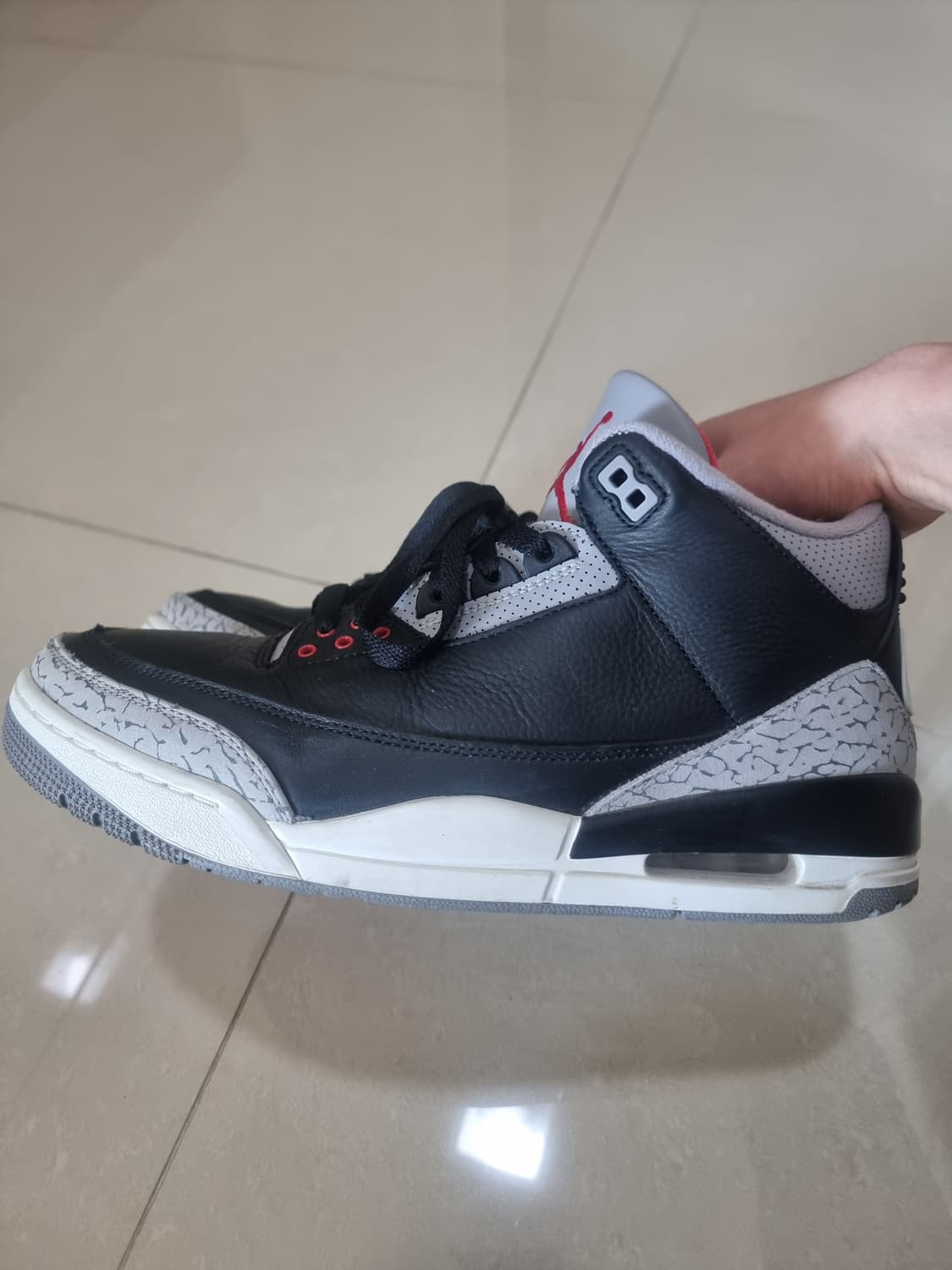 조던 3 블랙시멘트 레트로 280사이즈 입니다!
2024년 스니커헤드들의 상품이미지3