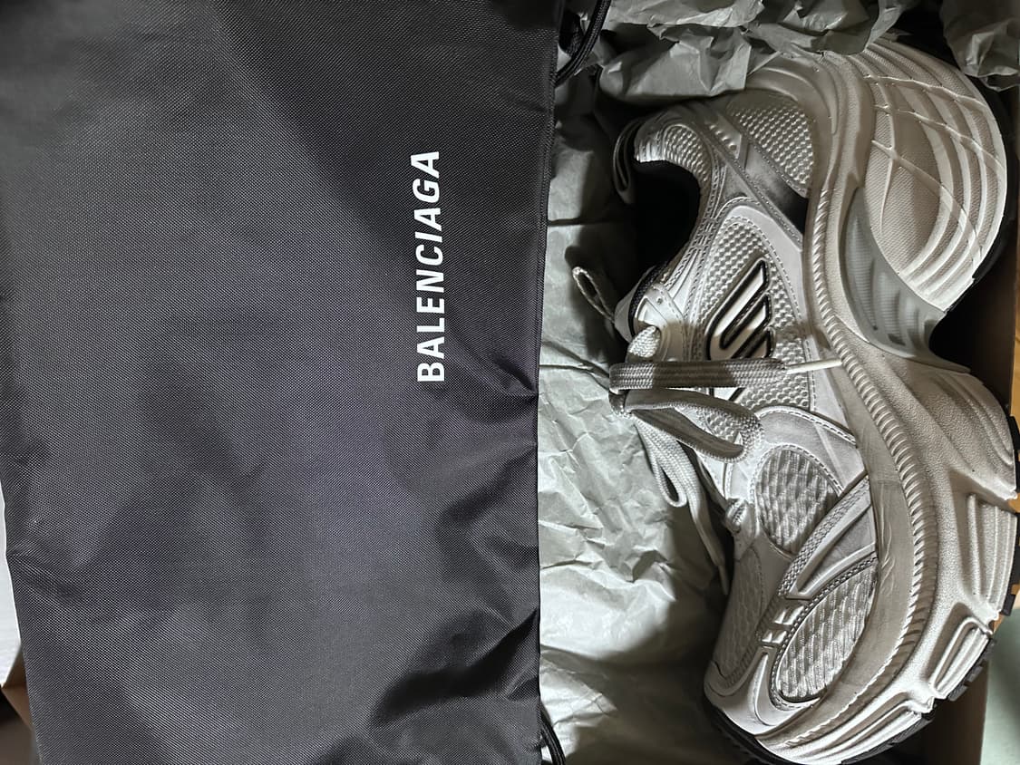 (39) 발렌시아가 10xl 새상품 상품이미지1