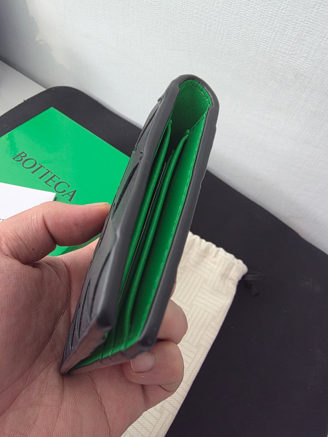 보테가베네타 인트레치아토 투톤카드지갑 상품이미지6