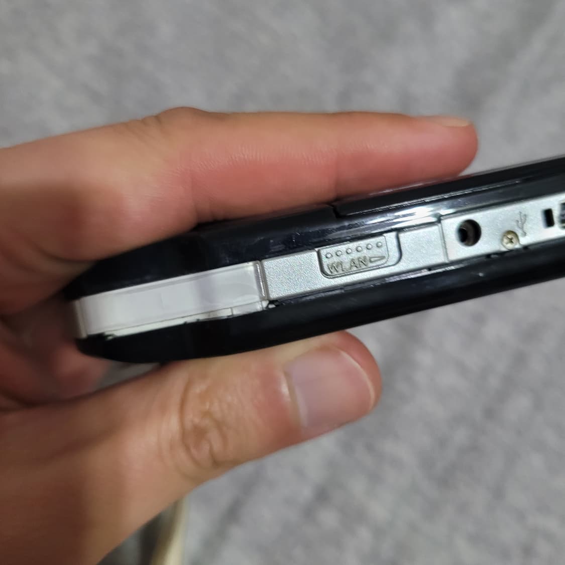 소니 psp3001번 블랙색상 고장품 상품이미지6