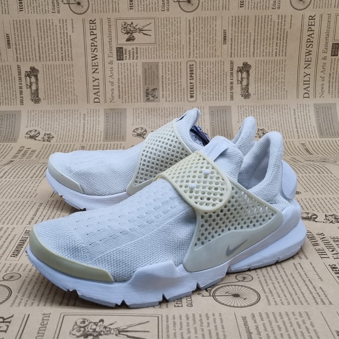 나이키 삭 다트 여성운동화240  상품이미지1