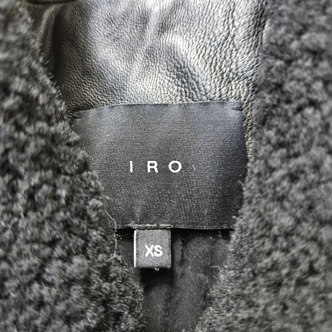 XS 이로 블랙 시어링 무스탕 자켓 0319Y 상품이미지3