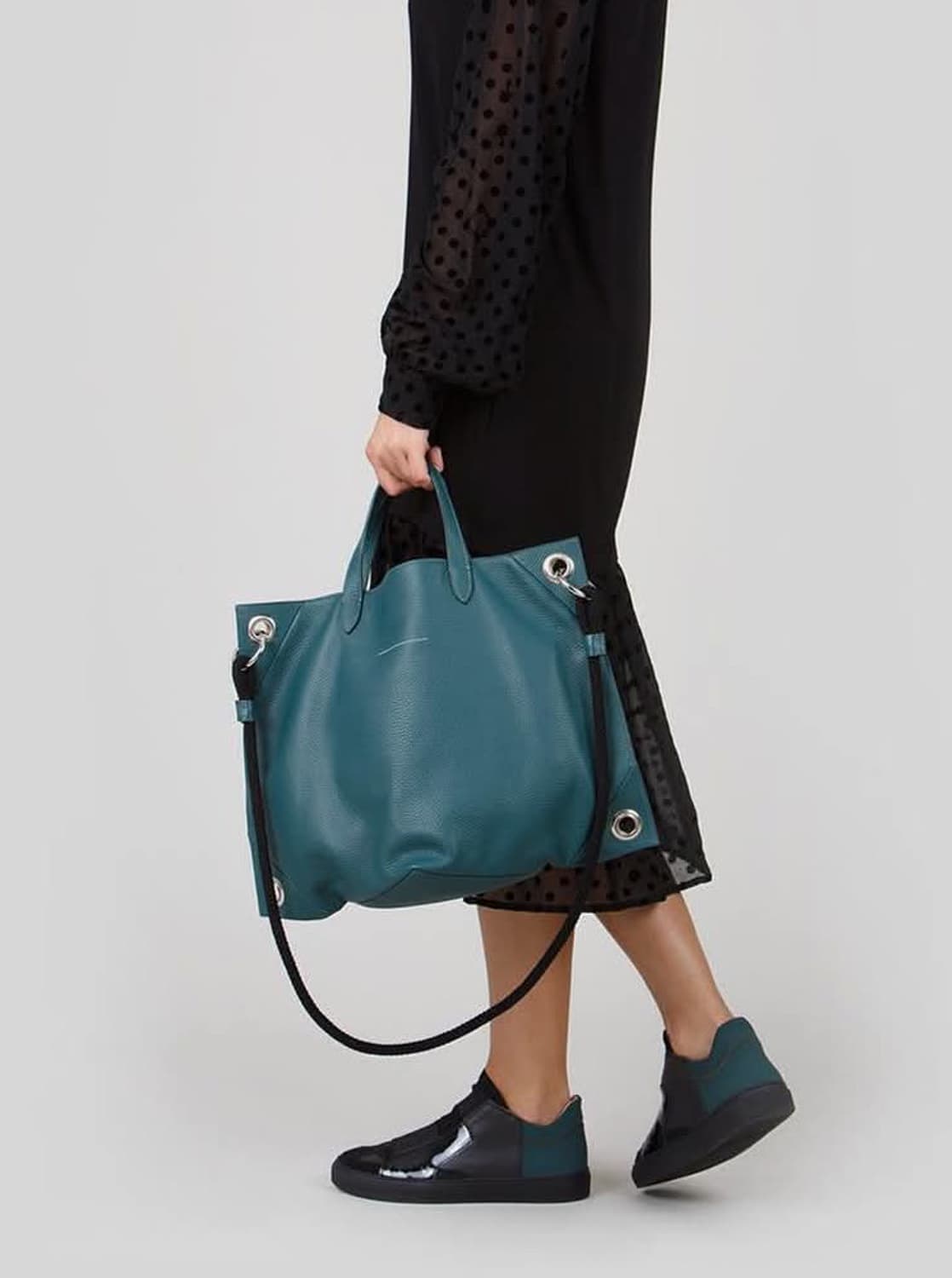 MM6 메종 마르지엘라 블랙 스니커즈 35 1/2 상품이미지3