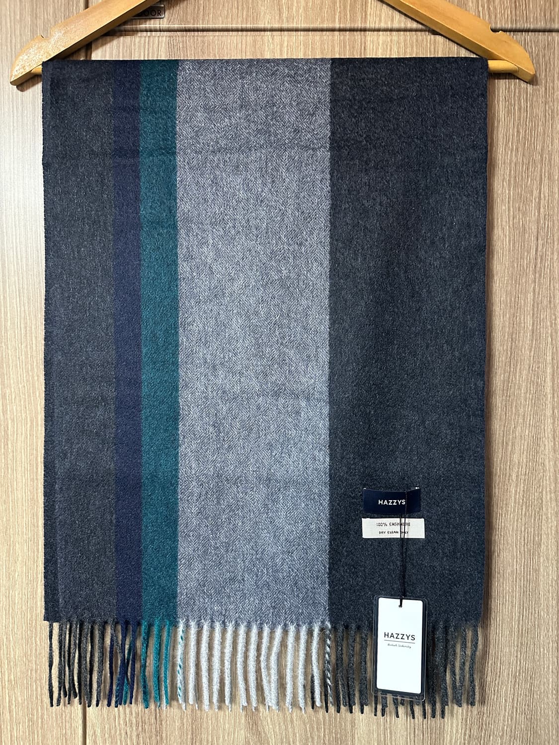 새제품) 헤지스 캐시미어 100% 머플러 상품이미지1