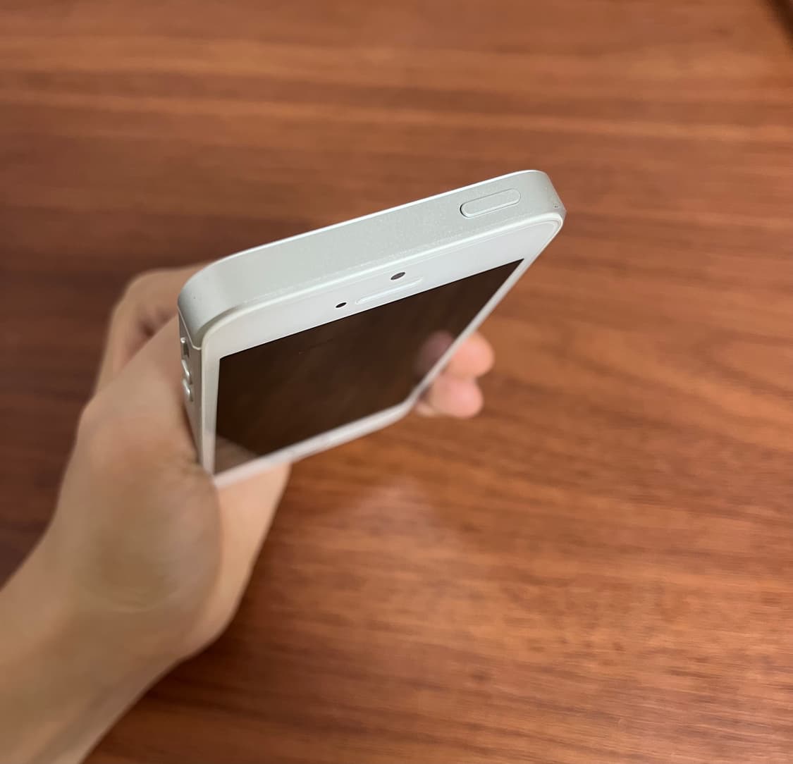 급처) 아이폰 se 128기가 실버 상품이미지3