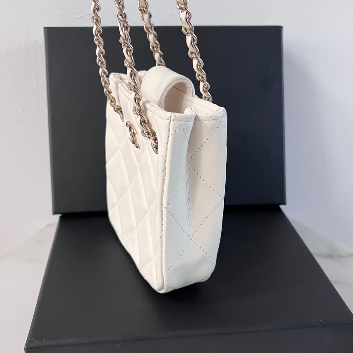 [S급/정품] 샤넬 더블 체인 타이니 샤핑 크로스백 가방 상품이미지7