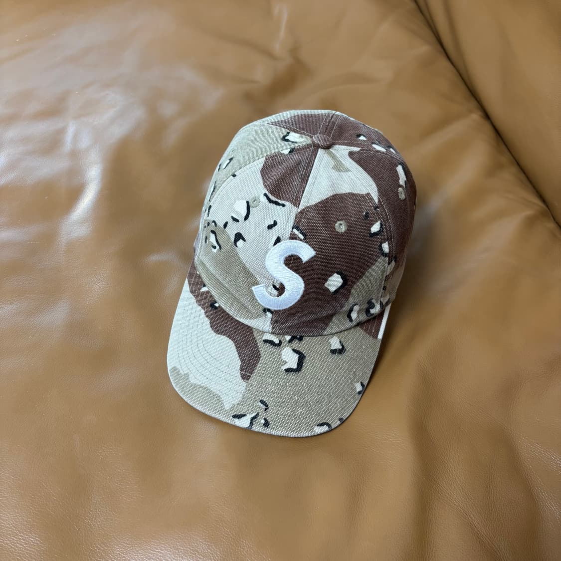 슈프림 S로고 6패널 볼캡 모자 워시드 데저트 카모 상품이미지1