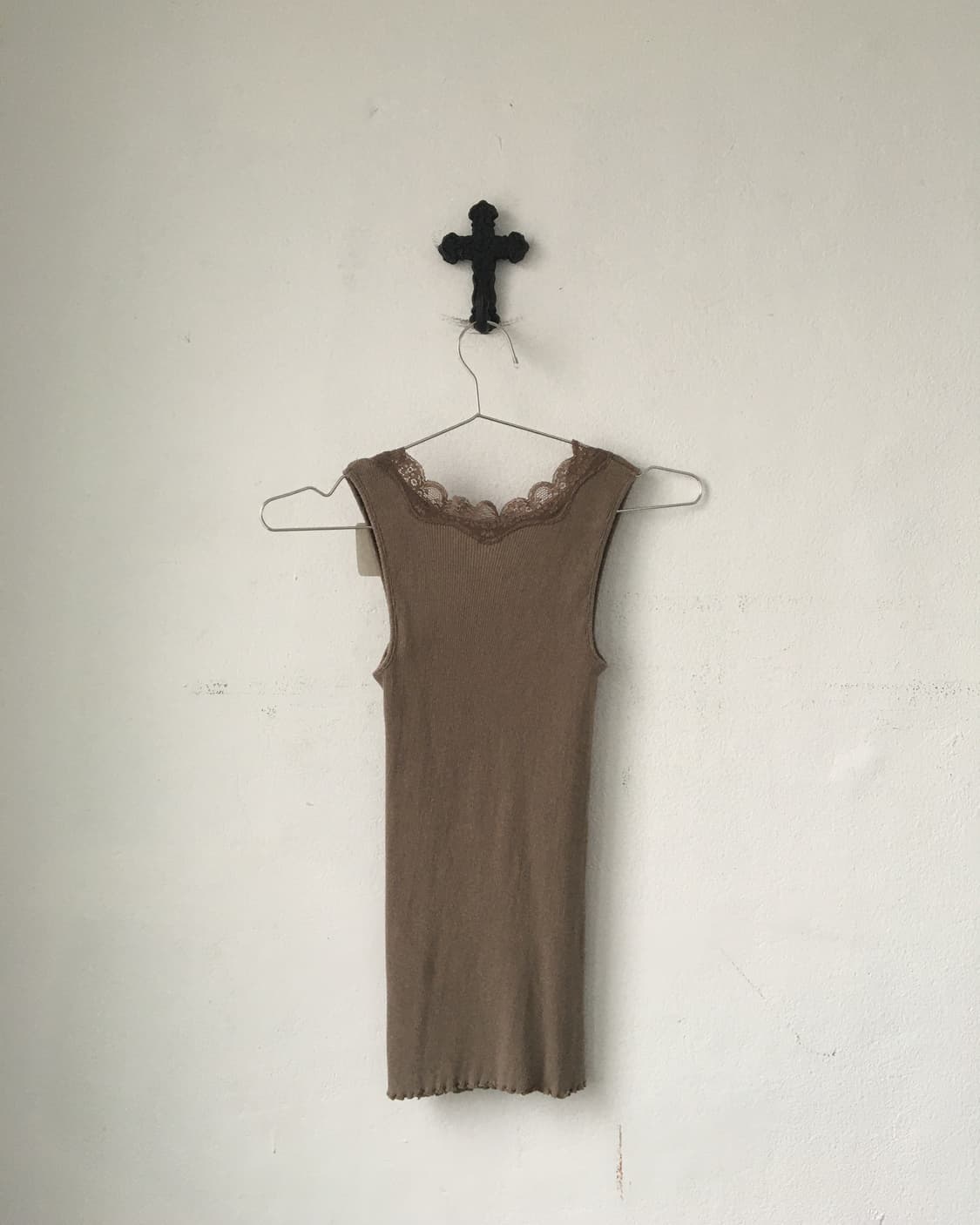 Lace point ribbed sleeveless 상품이미지2