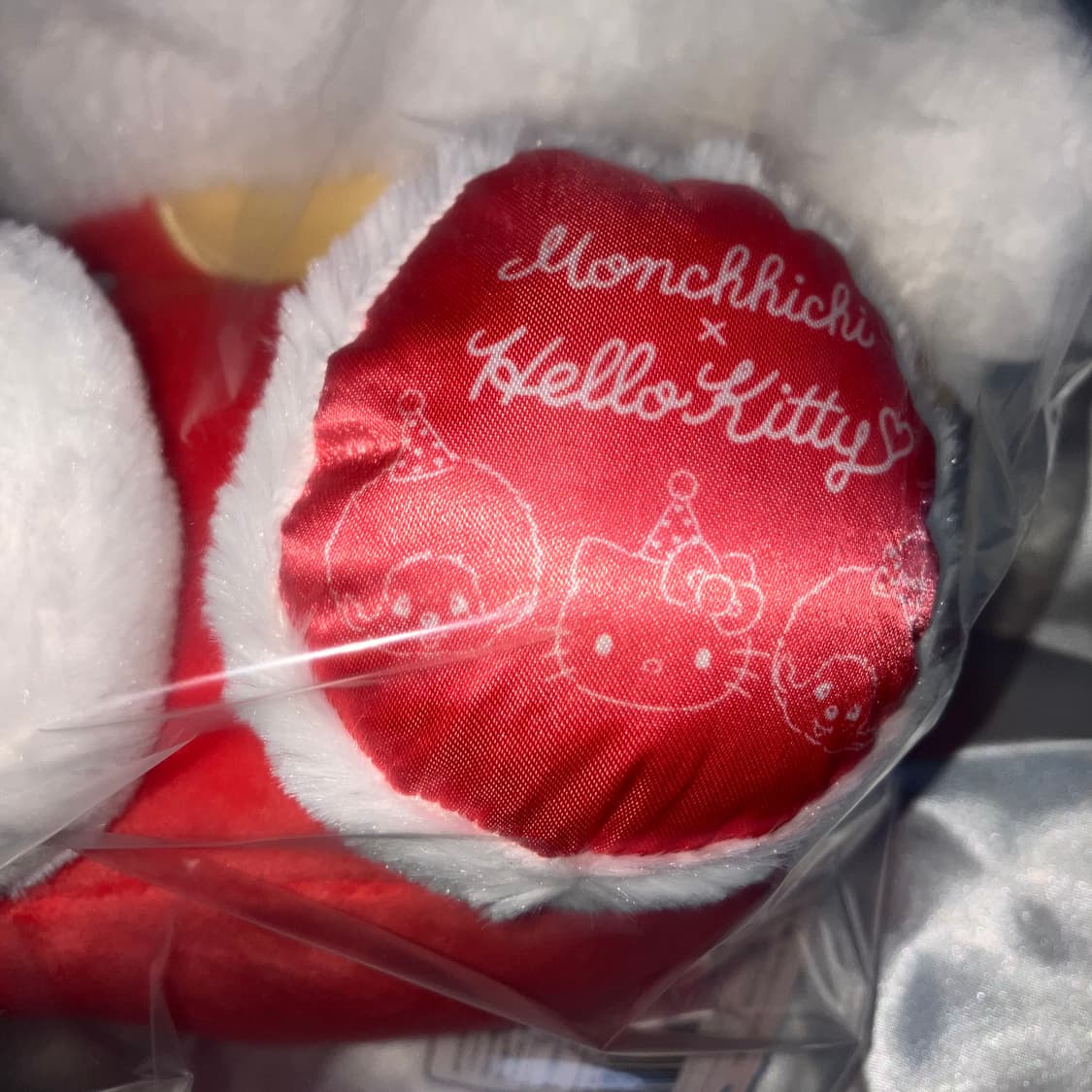 (택O/일본 정품) 몬치치 x 헬로키티 콜라보 꼬깔모자 인형 상품이미지3