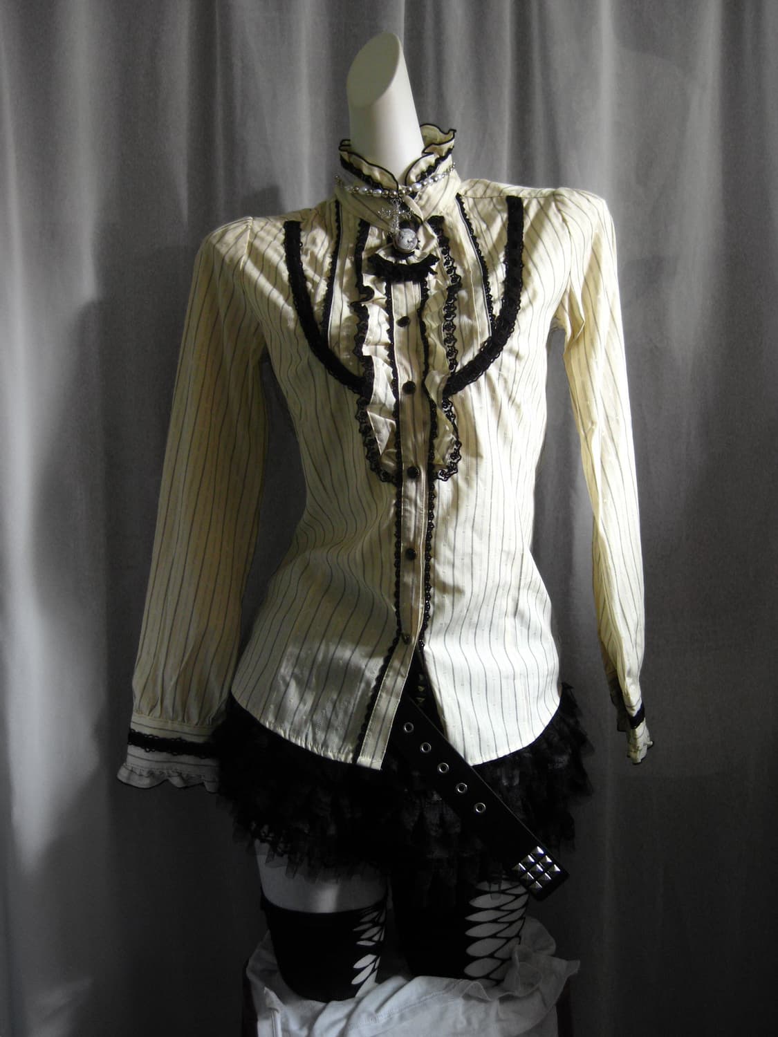 Axes femme  blouse 엑시즈팜 공겜여주 블라우스 상품이미지3