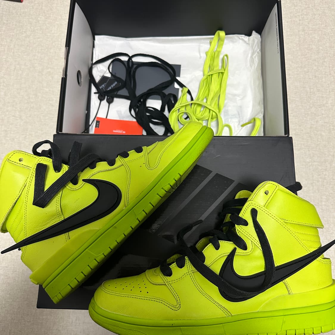 나이키 x 앰부쉬 덩크 하이 플래쉬 라임 255 상품이미지3