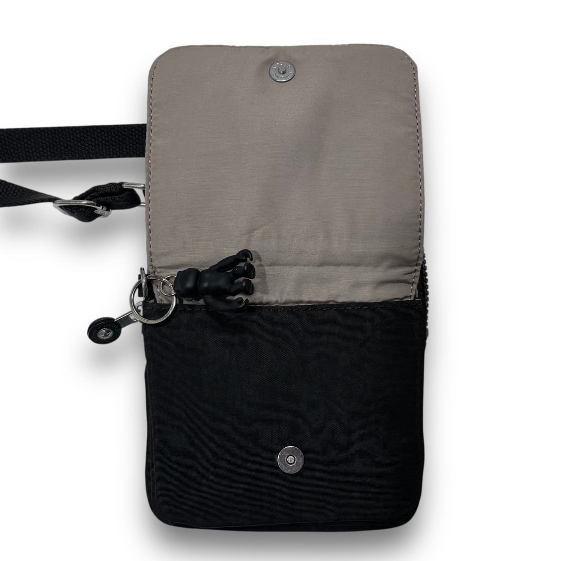 키플링 뉴 엘도라도 마그네틱 스냅 포켓 다크 미니 크로스백 상품이미지6