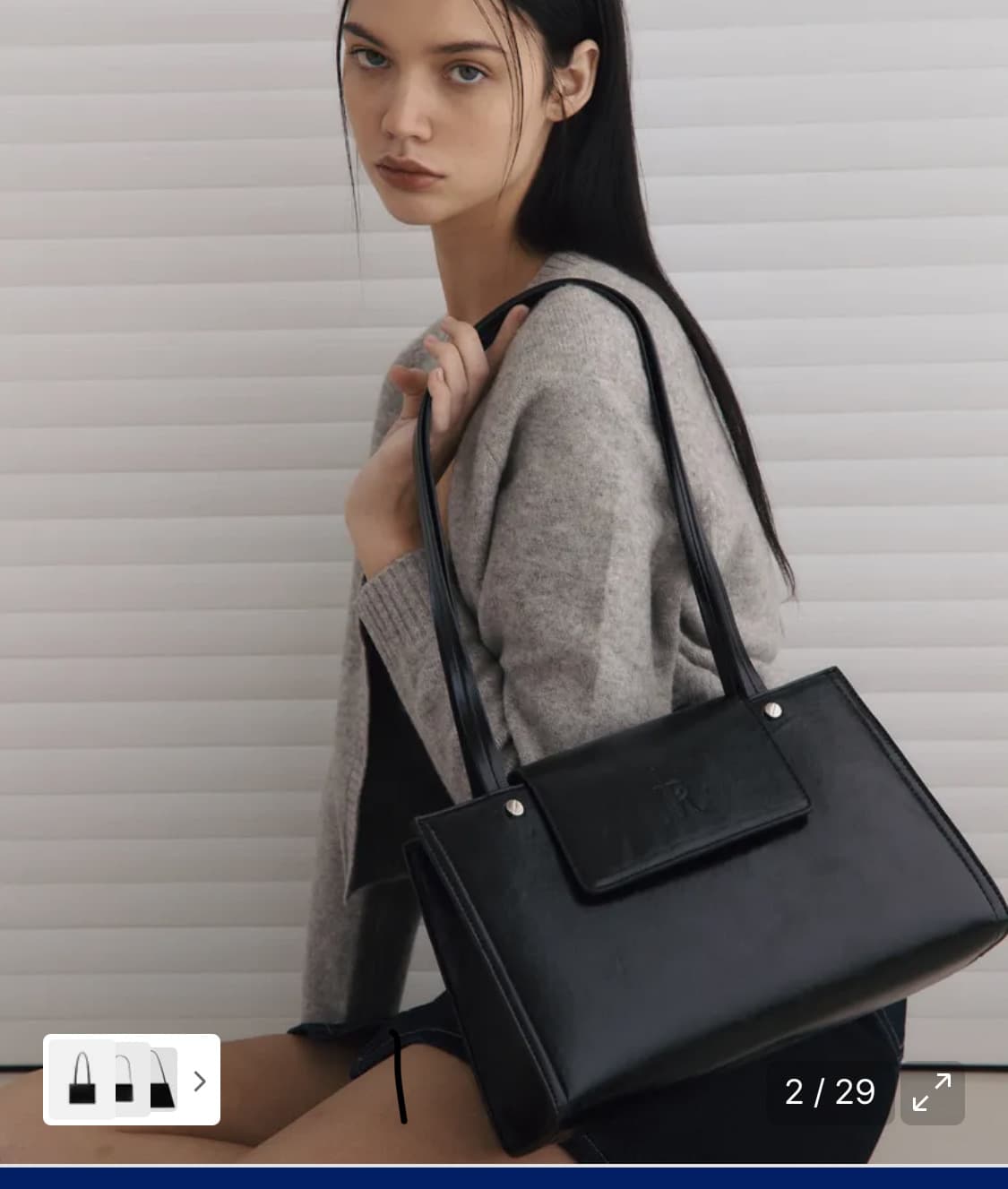 레더리 볼티드 스퀘어 숄더백 블랙 상품이미지1