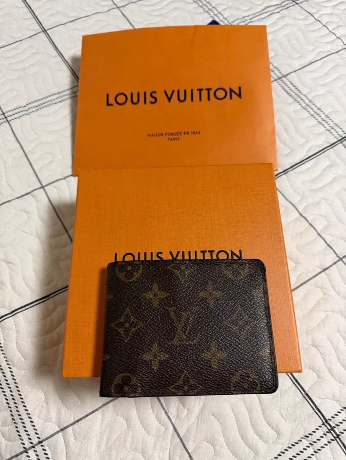 루이비통 멀티플 월렛 모노그램 반지갑 상품이미지1