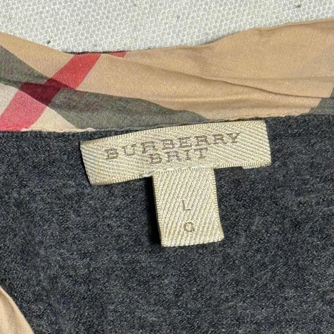 Burberry 브릿 100% 울 그레이 노바체크 여성 가디건 상품이미지3