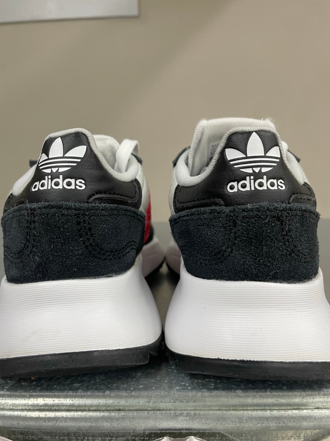 아디다스 레트로피 F2 220 상품이미지10