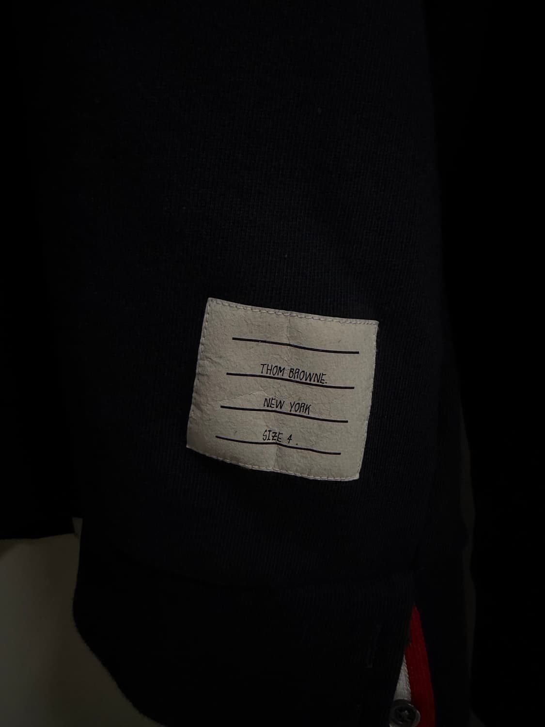 [백화점판] 톰브라운 백삼선 맨투맨 상품이미지3