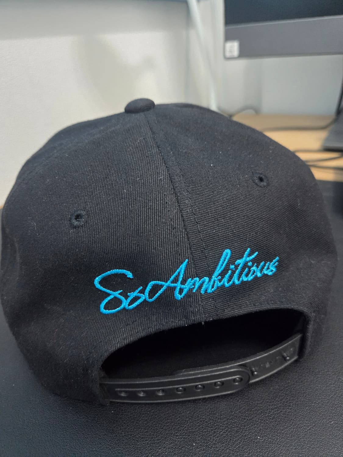 일리네어 스냅백 상품이미지2