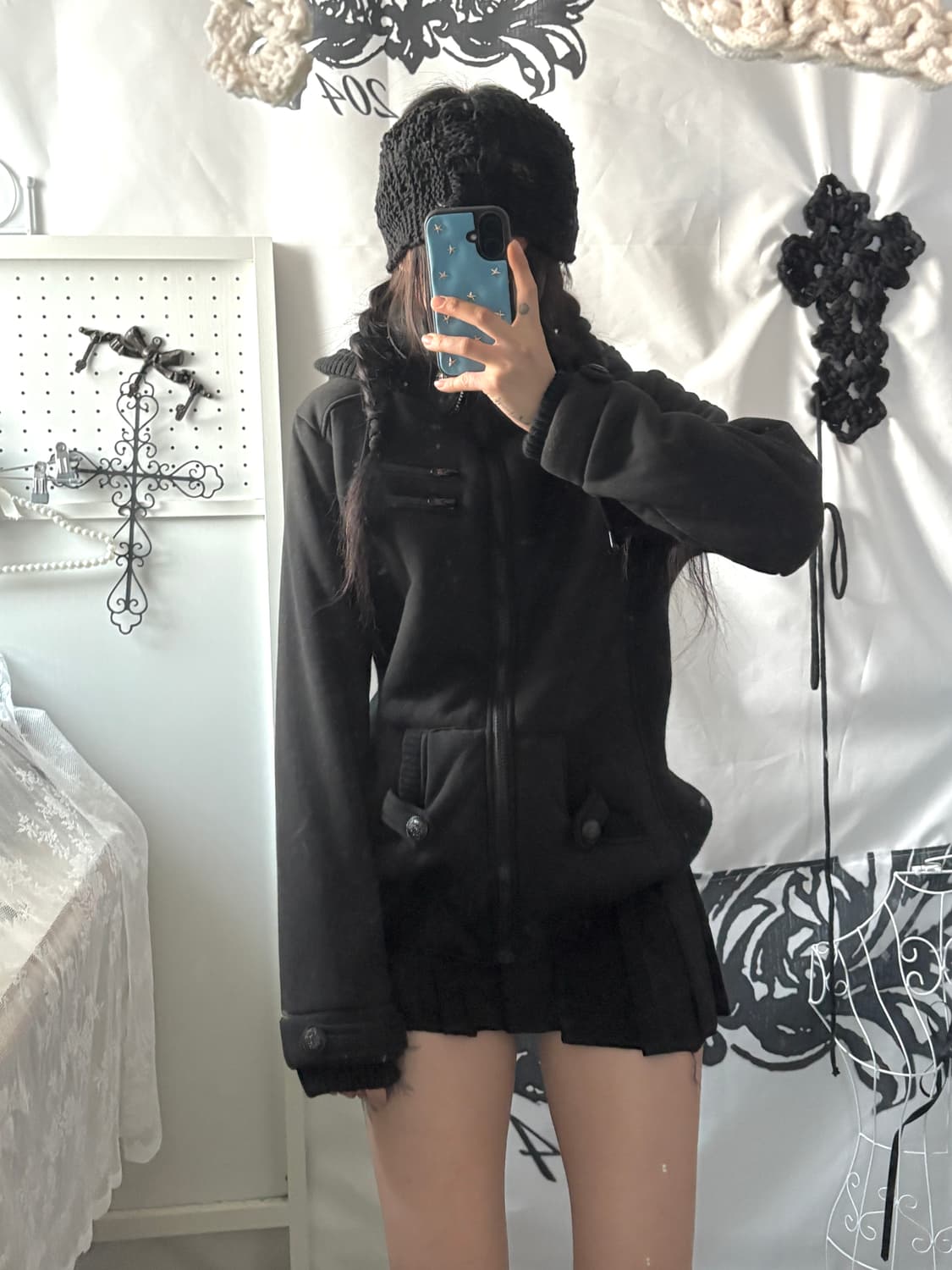 • Black High-Neck Hooded Zip-Up 상품이미지7